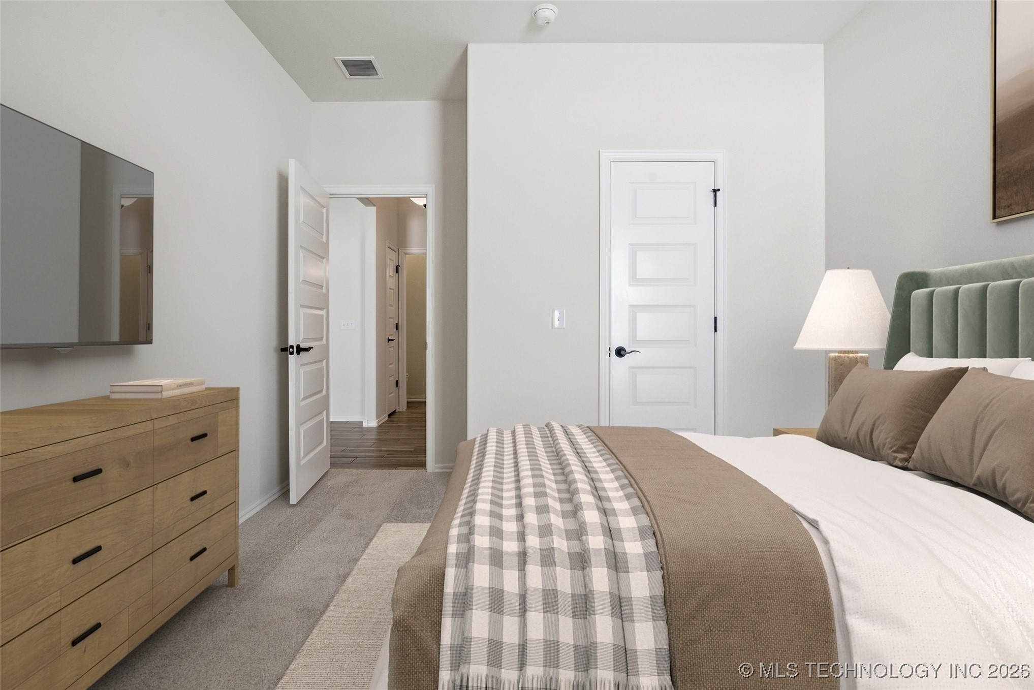 16289 S 89 Avenue E Property Photo 12