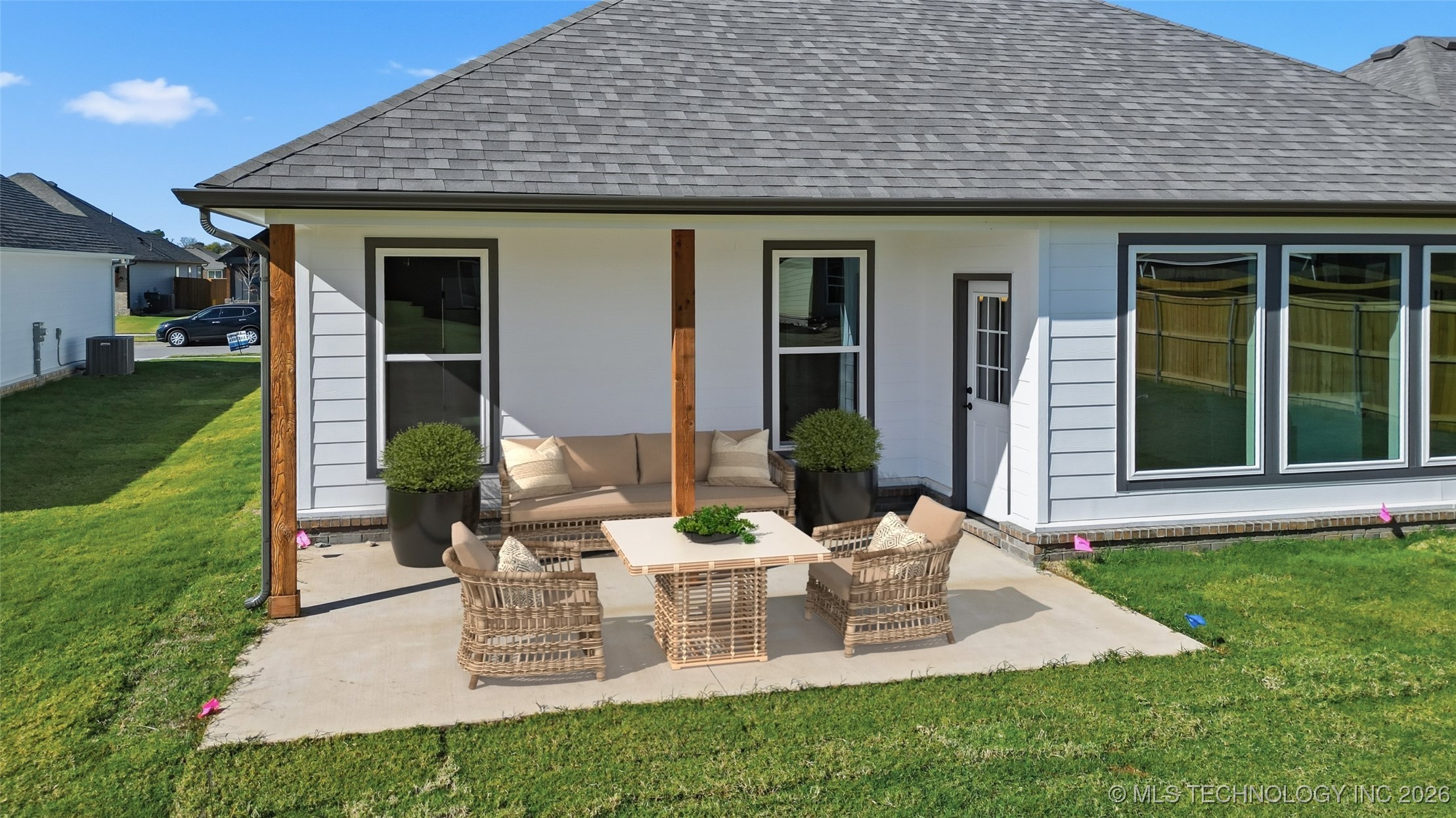 16289 S 89 Avenue E Property Photo 32