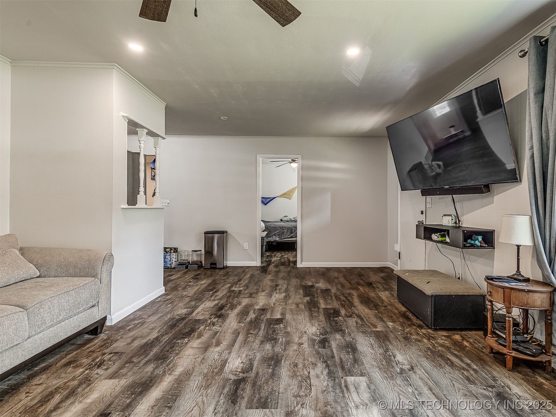 202 E Hickory Street Property Photo 12