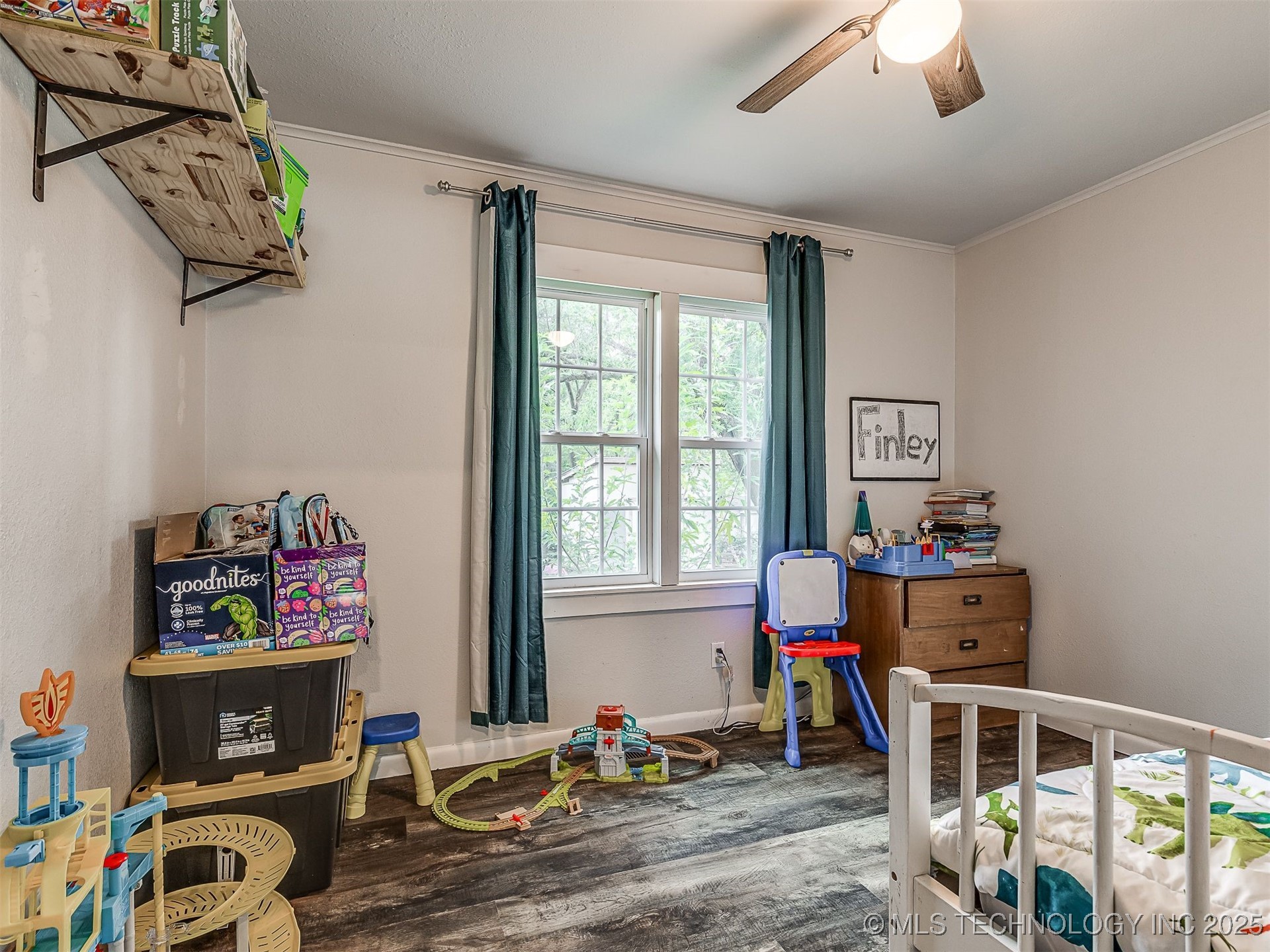 202 E Hickory Street Property Photo 31