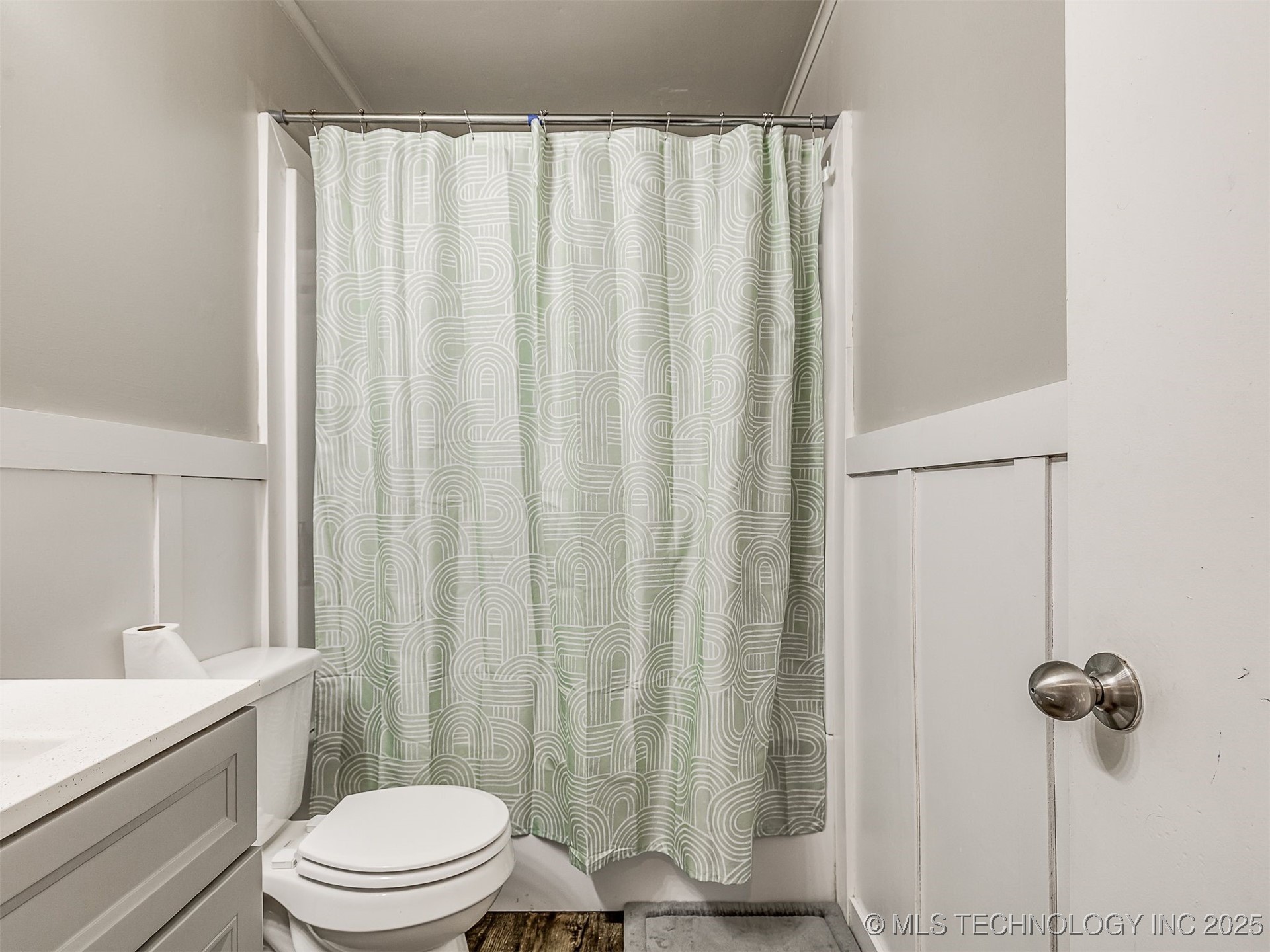 202 E Hickory Street Property Photo 34