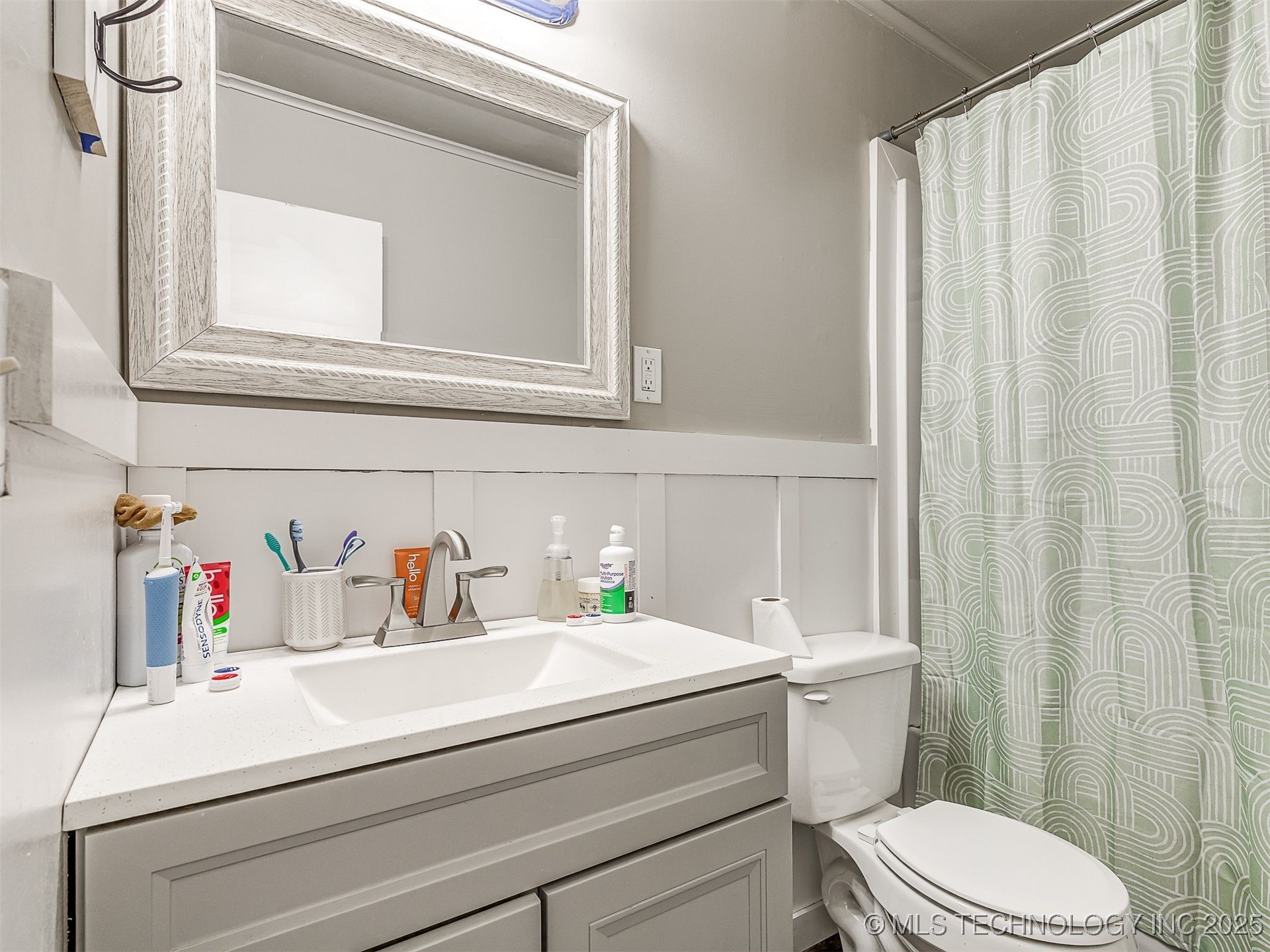 202 E Hickory Street Property Photo 35