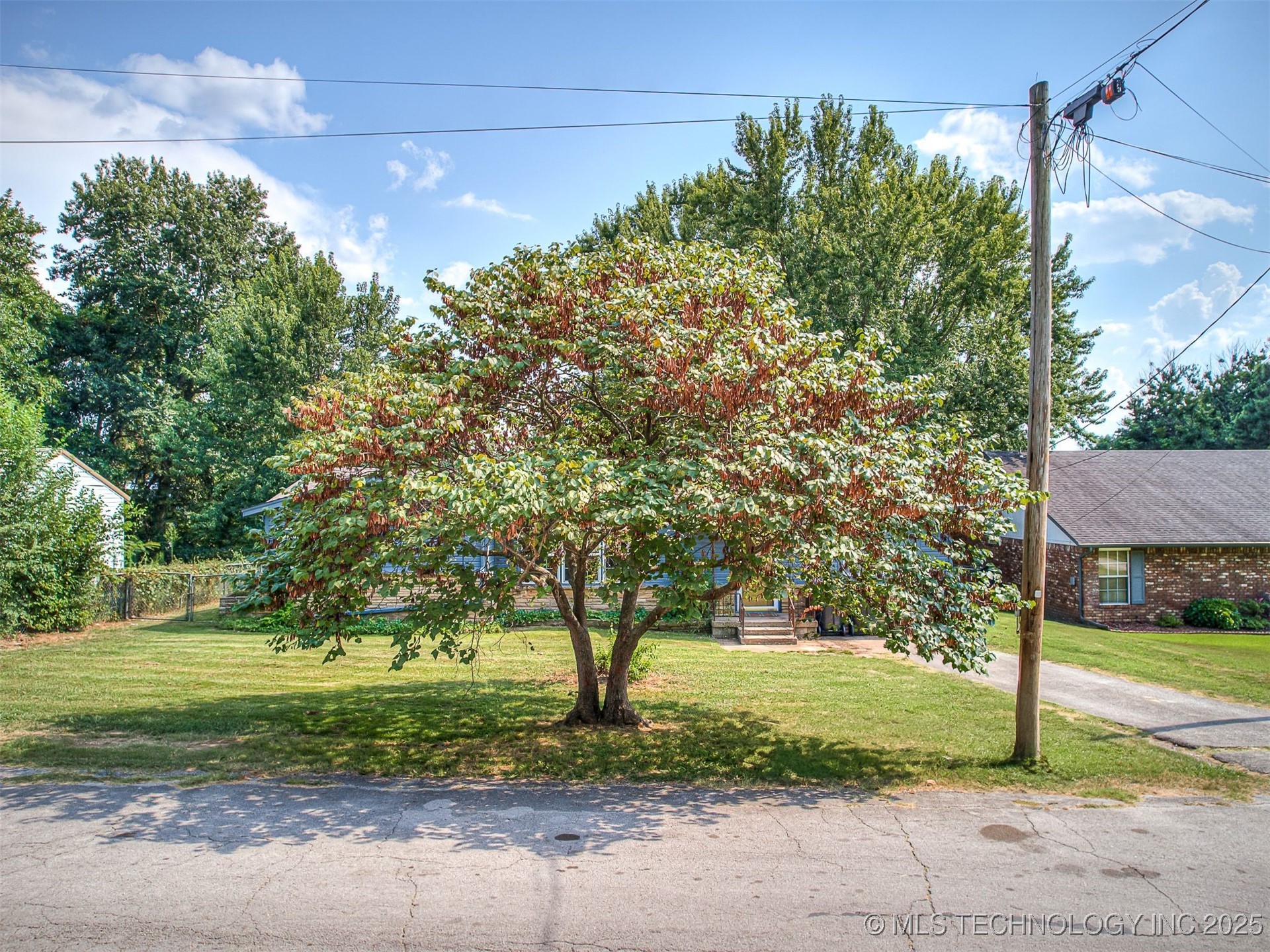 202 E Hickory Street Property Photo 42