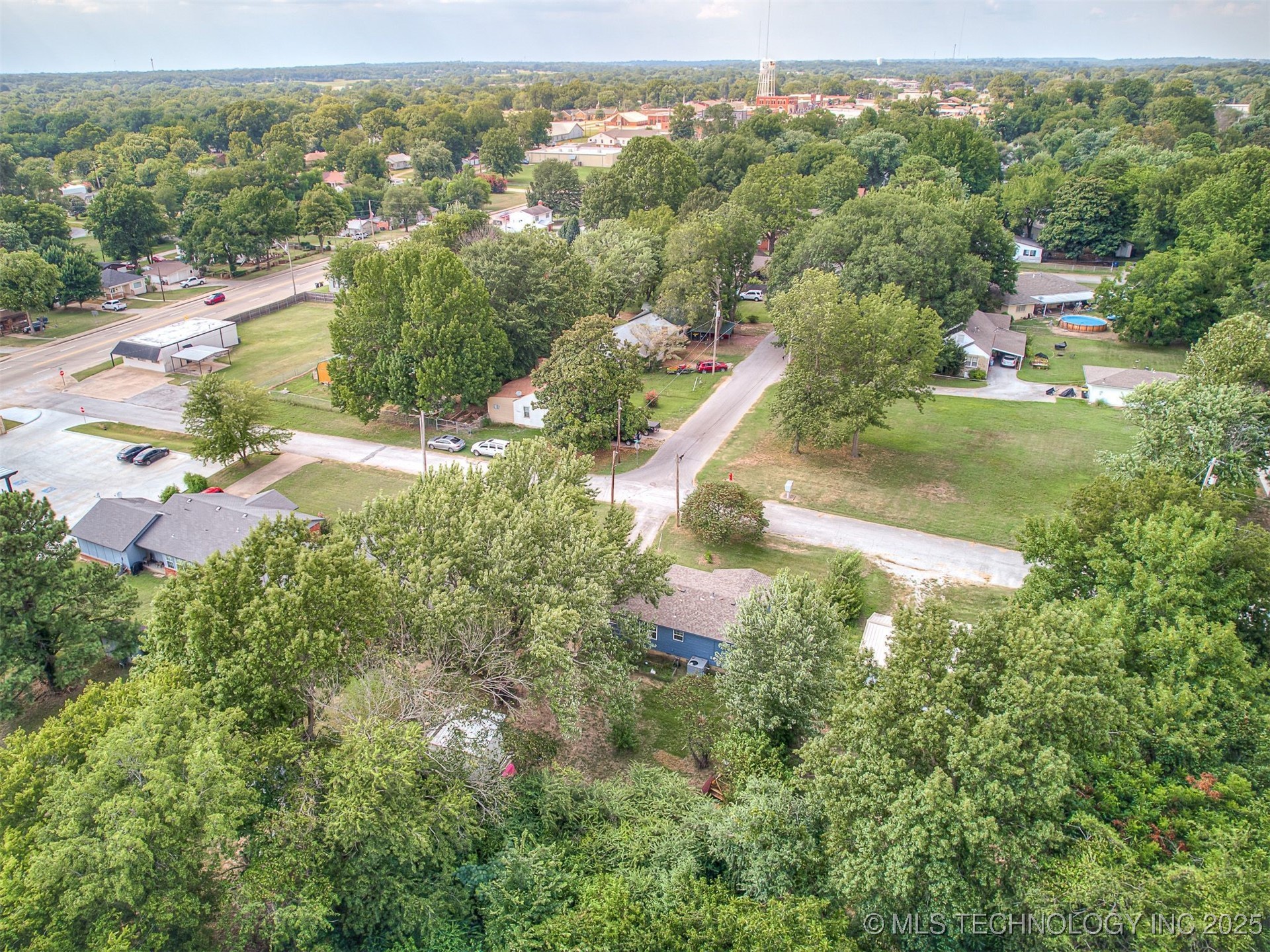 202 E Hickory Street Property Photo 50