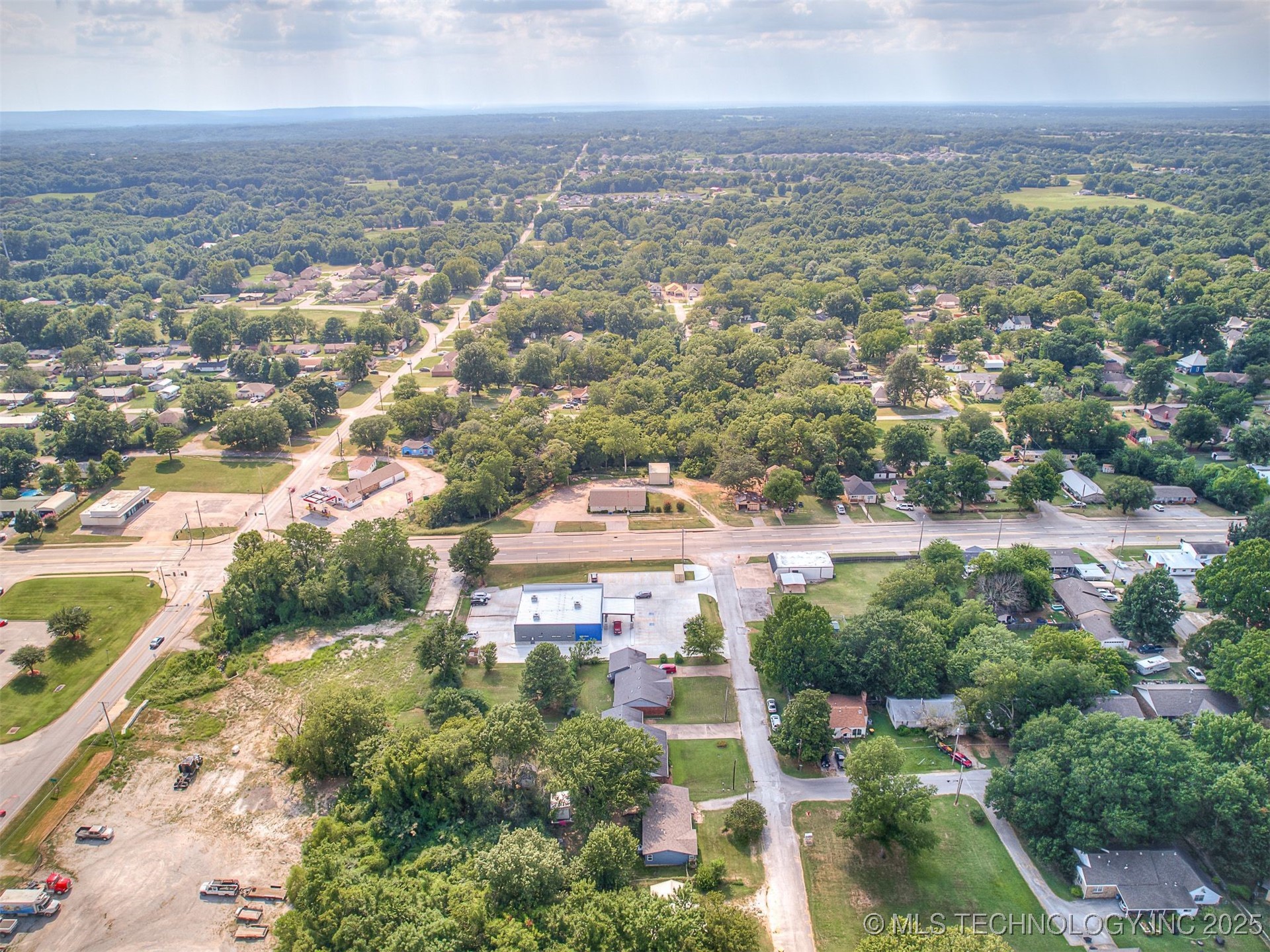 202 E Hickory Street Property Photo 53