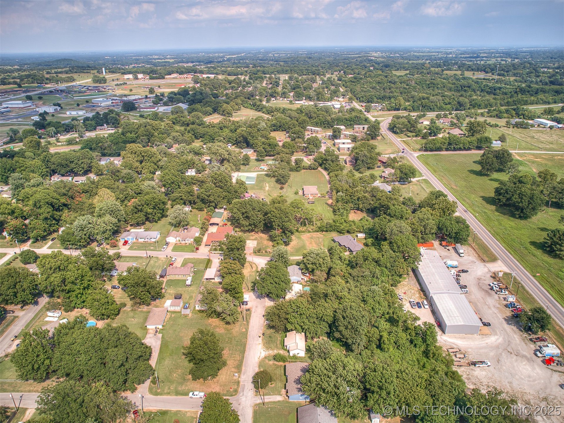 202 E Hickory Street Property Photo 55