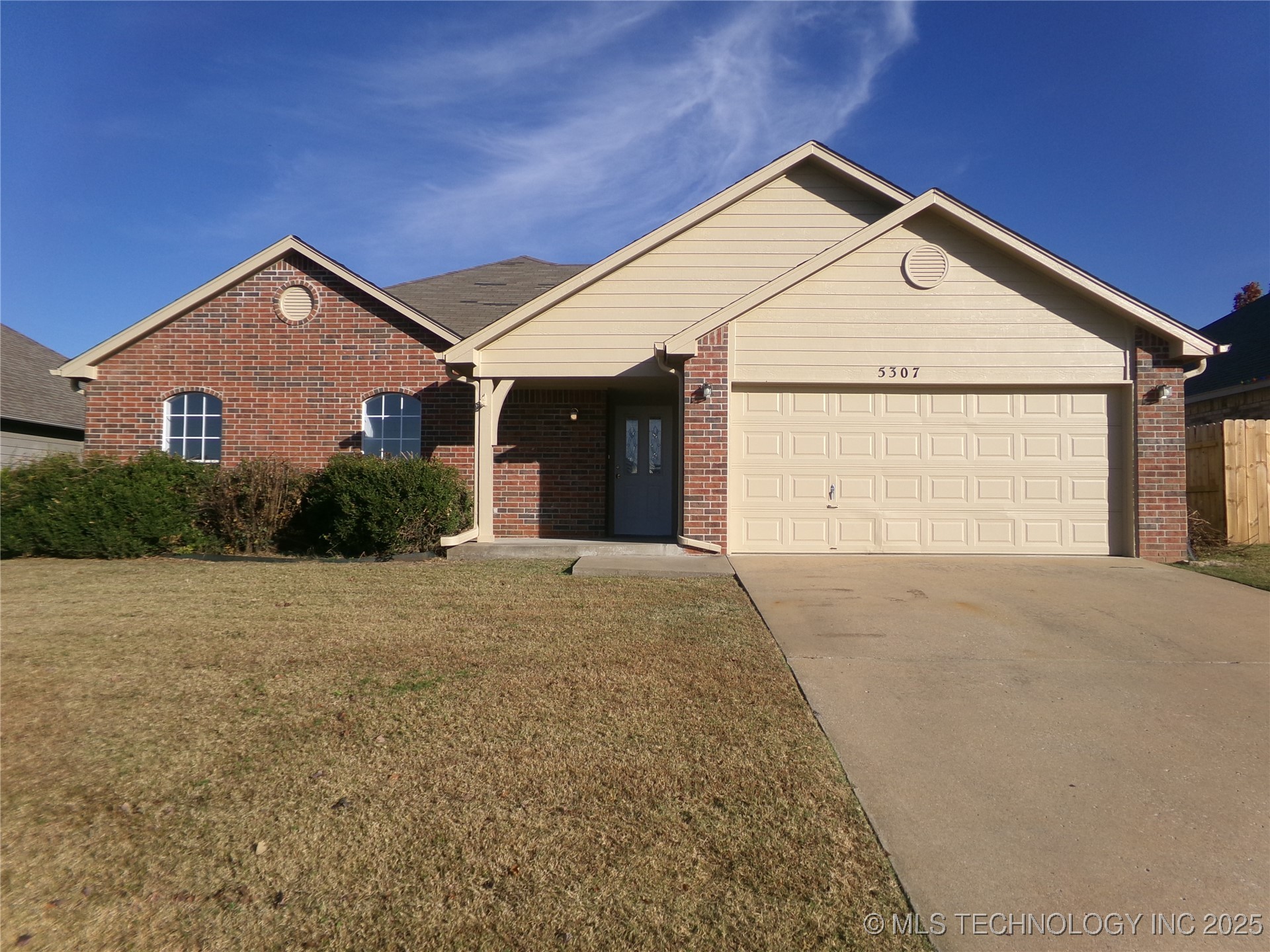 5307 Redbud Place Property Photo 1