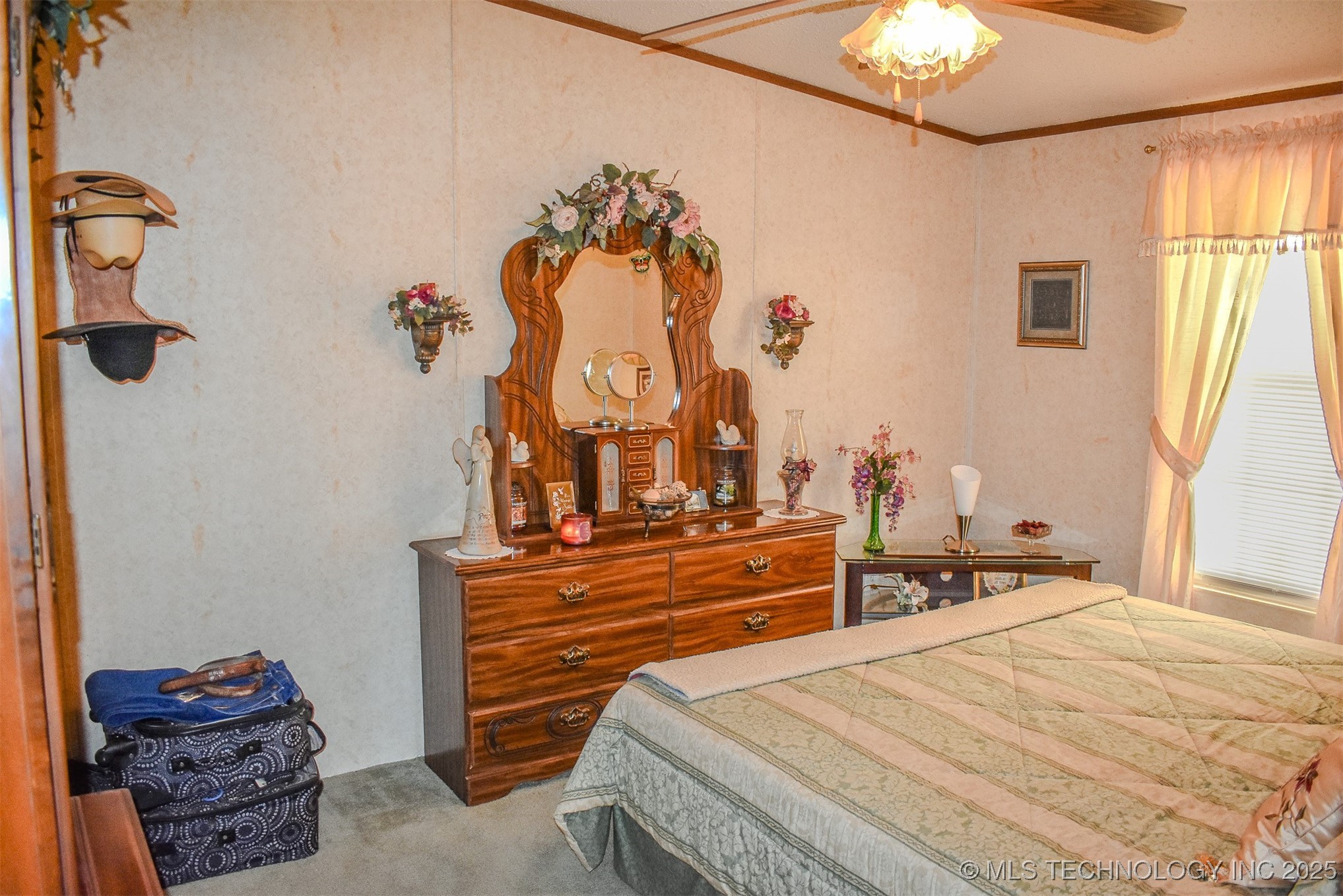 2418 E 2090 Road Property Photo 15