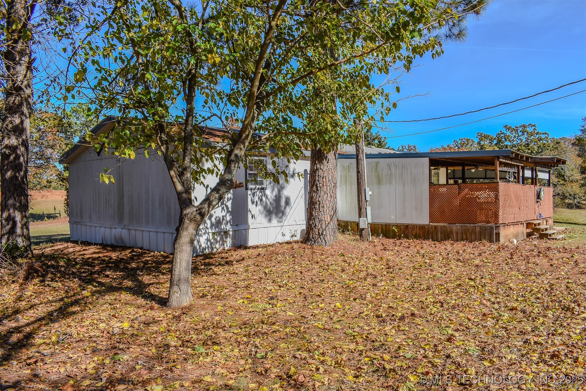 2418 E 2090 Road Property Photo 33