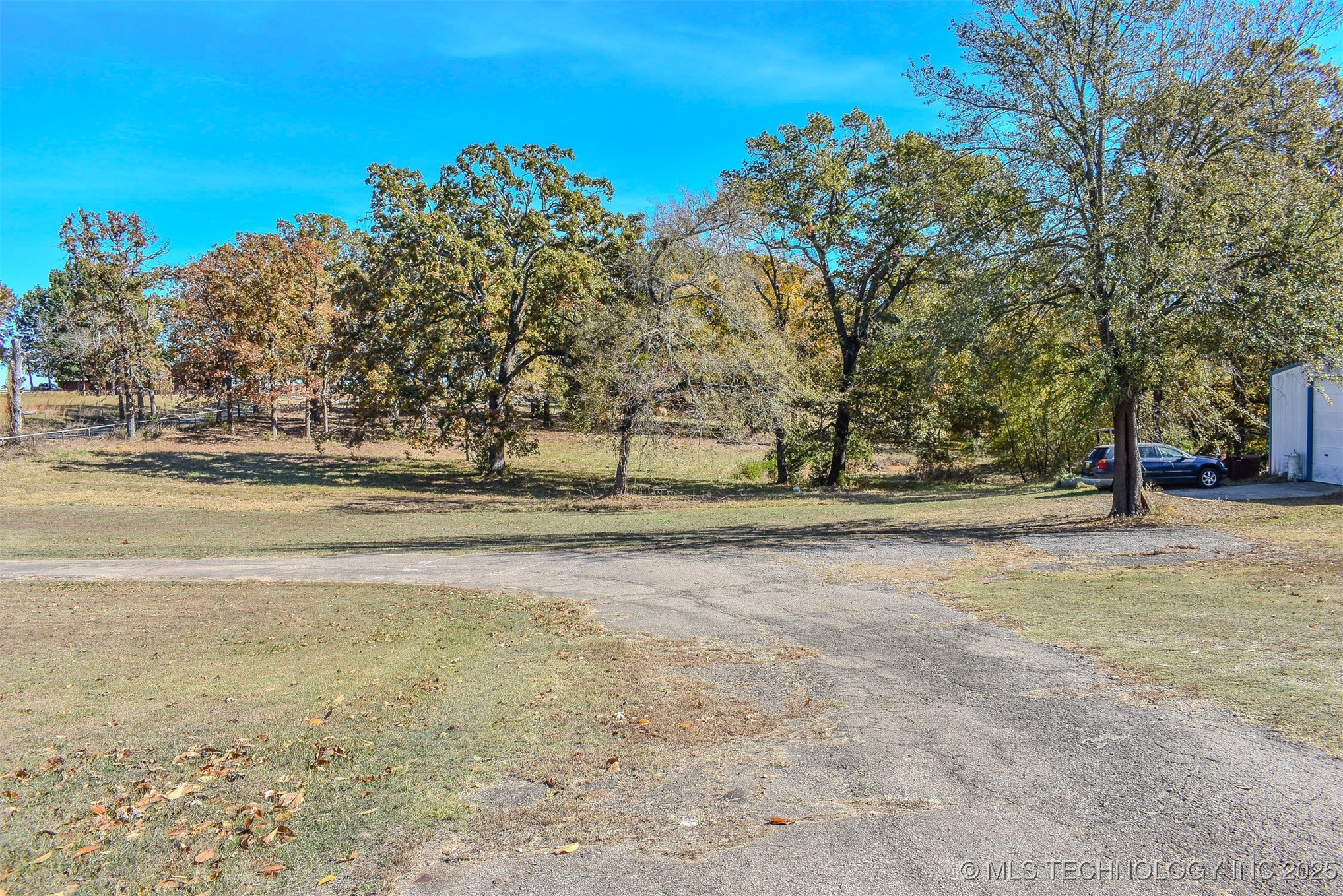 2418 E 2090 Road Property Photo 37