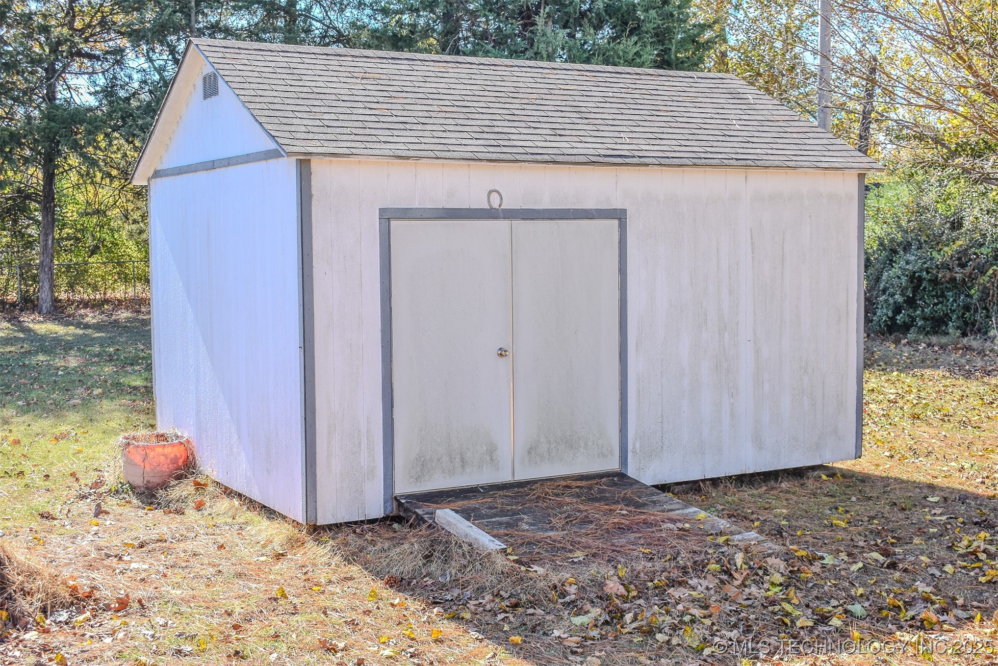 2418 E 2090 Road Property Photo 40