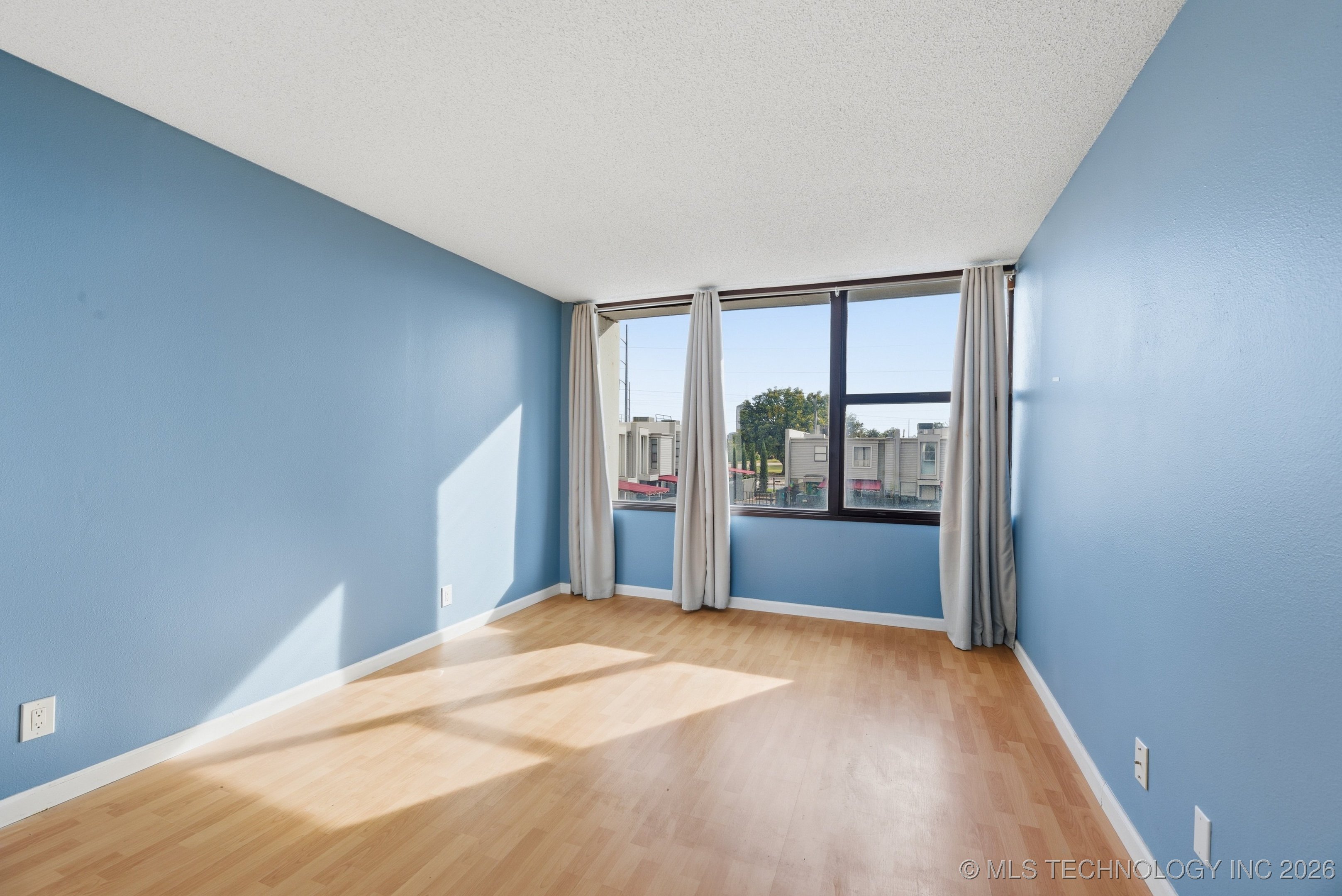 410 W 7th Street 222d Property Photo 10