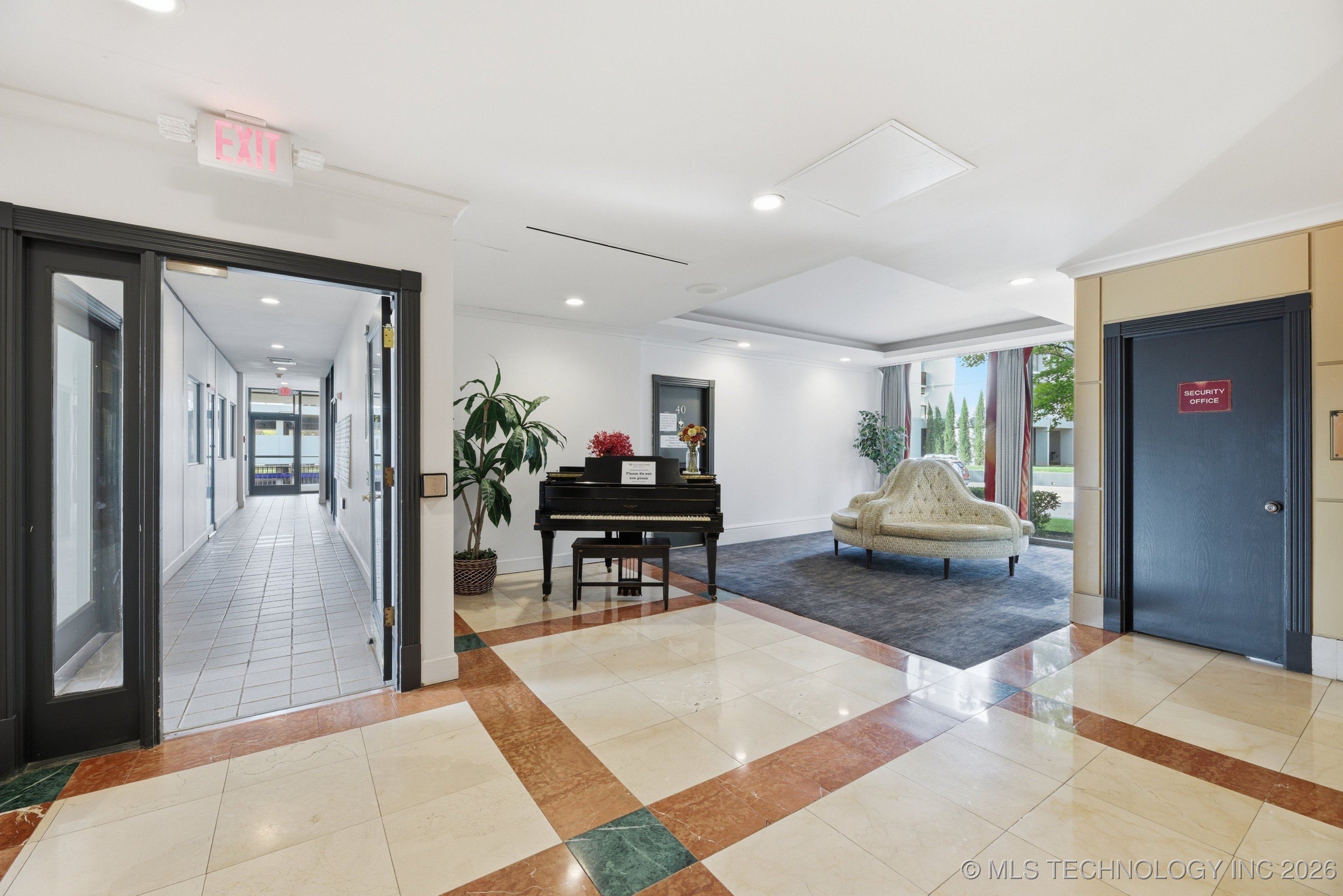 410 W 7th Street 222d Property Photo 15