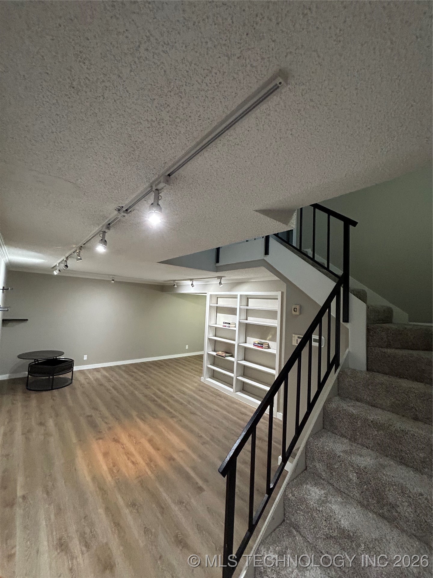 2221 E 67th Street 1310 Property Photo 10