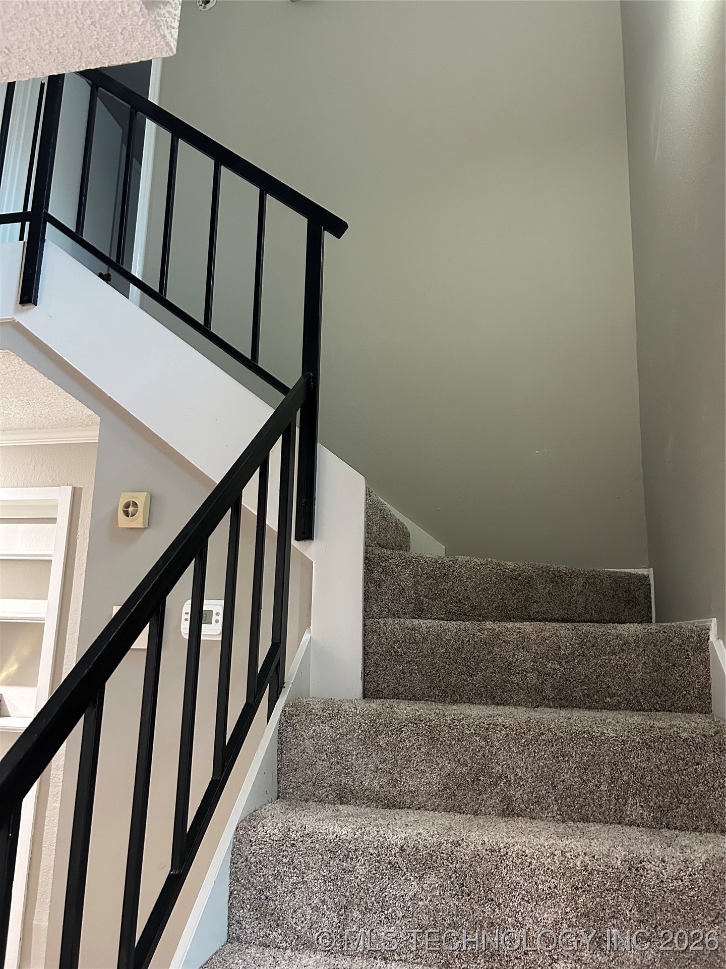 2221 E 67th Street 1310 Property Photo 16