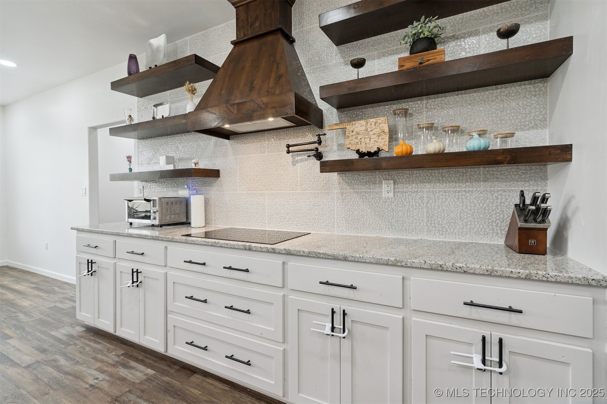 7281 Emmarie Lane Property Photo 13