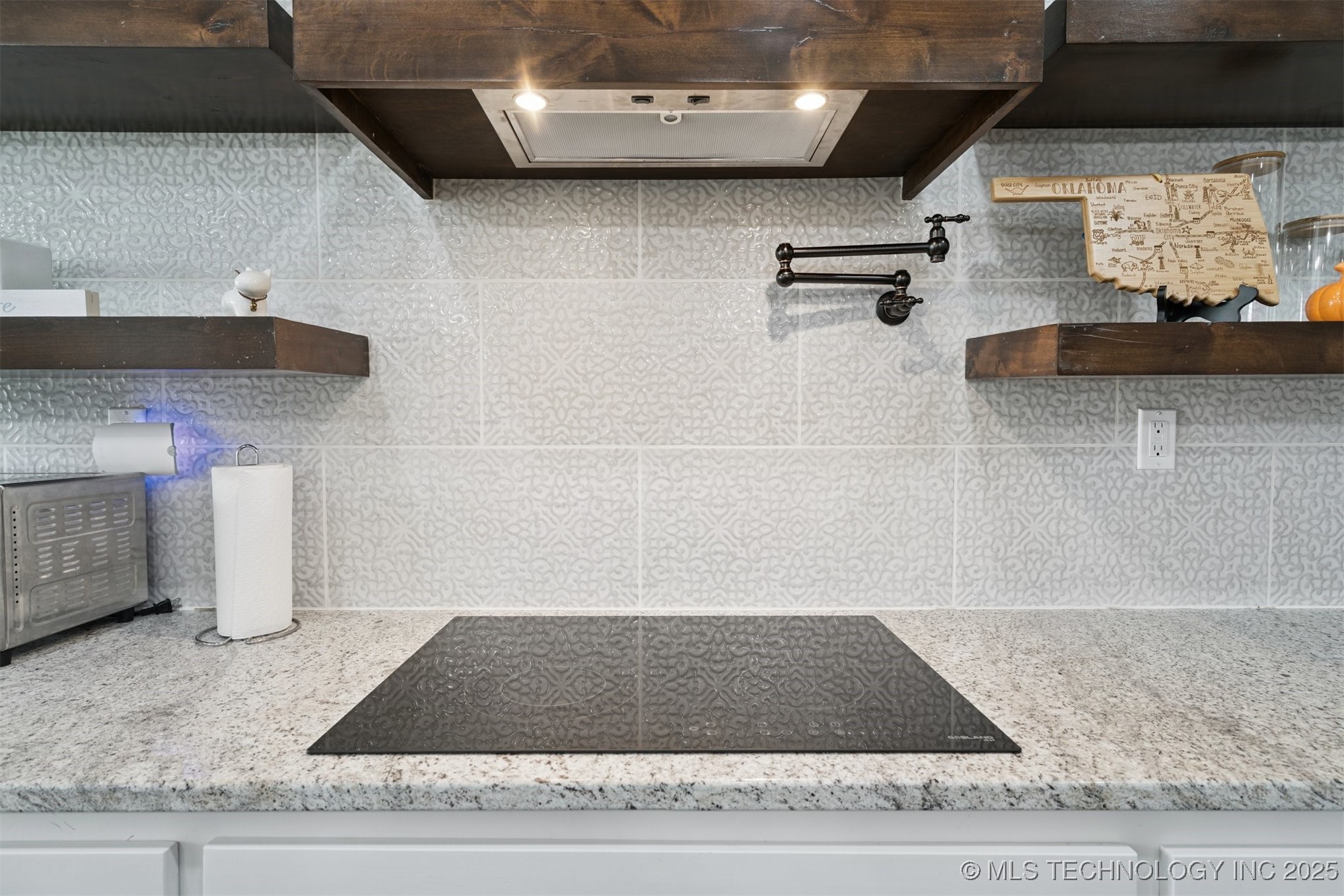 7281 Emmarie Lane Property Photo 14