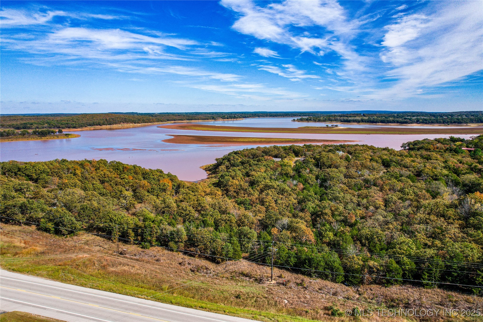 5518 W Coyote Trail Property Photo 1