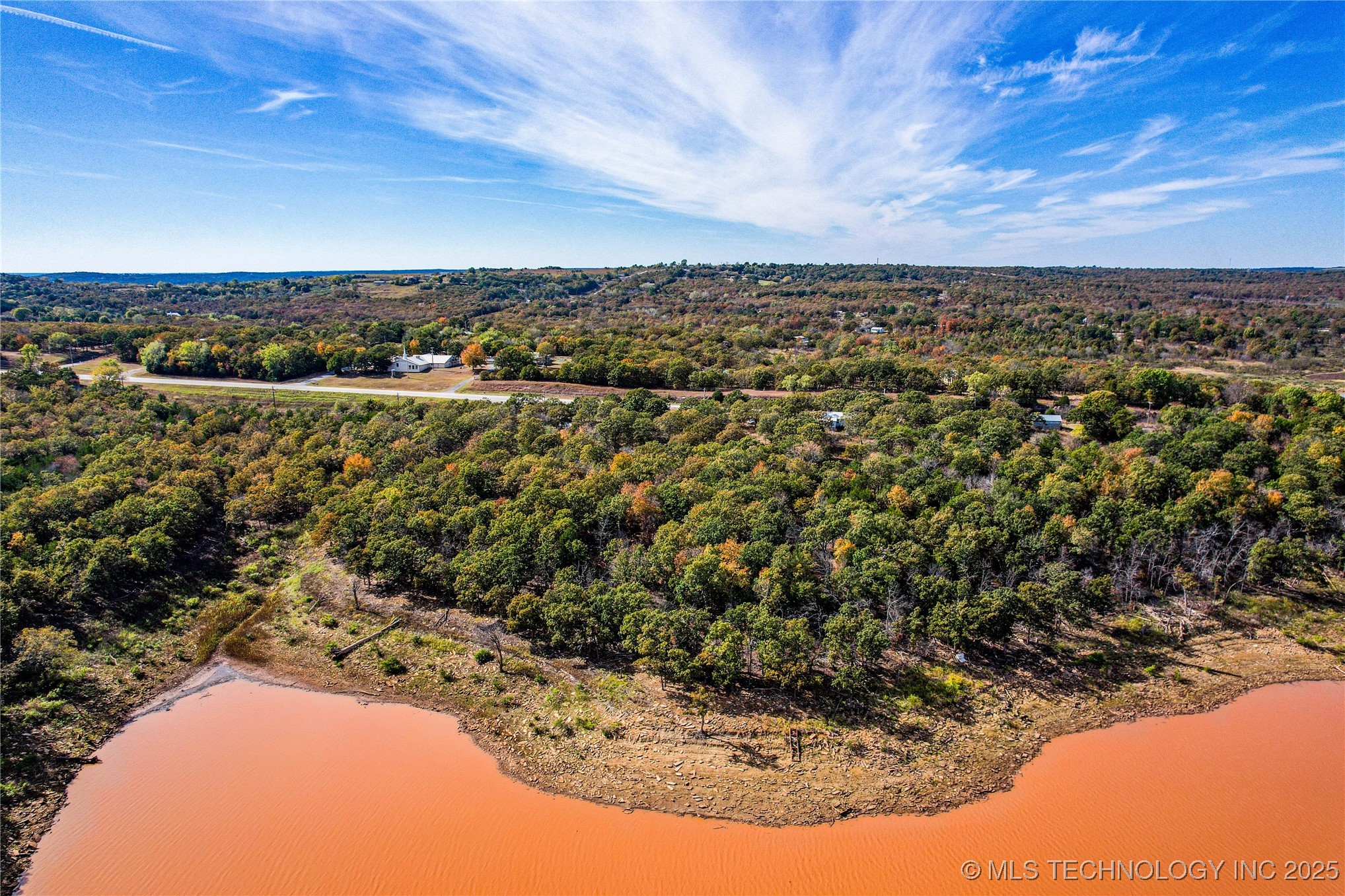 5518 W Coyote Trail Property Photo 3