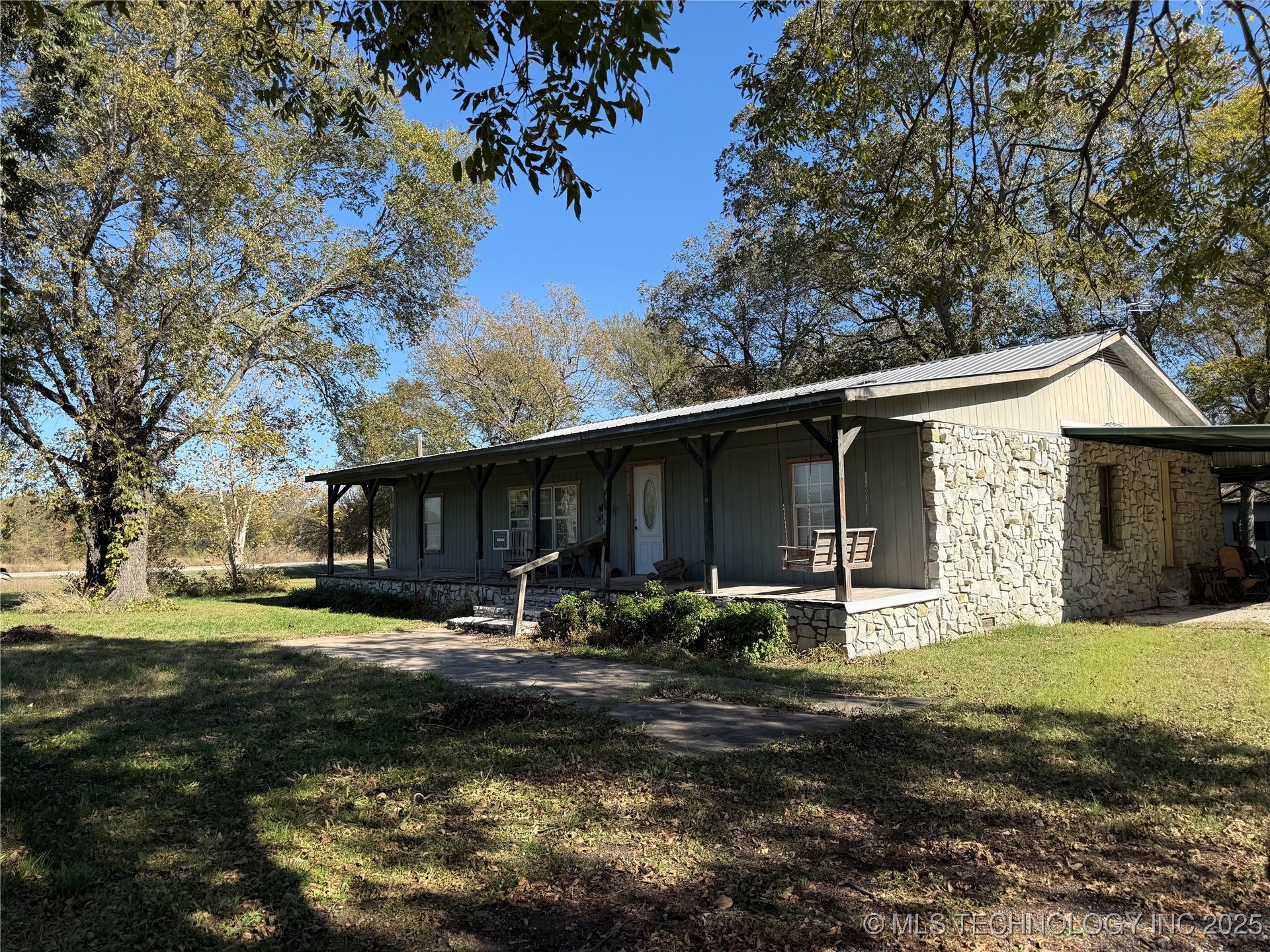 61 Berry Property Photo 1