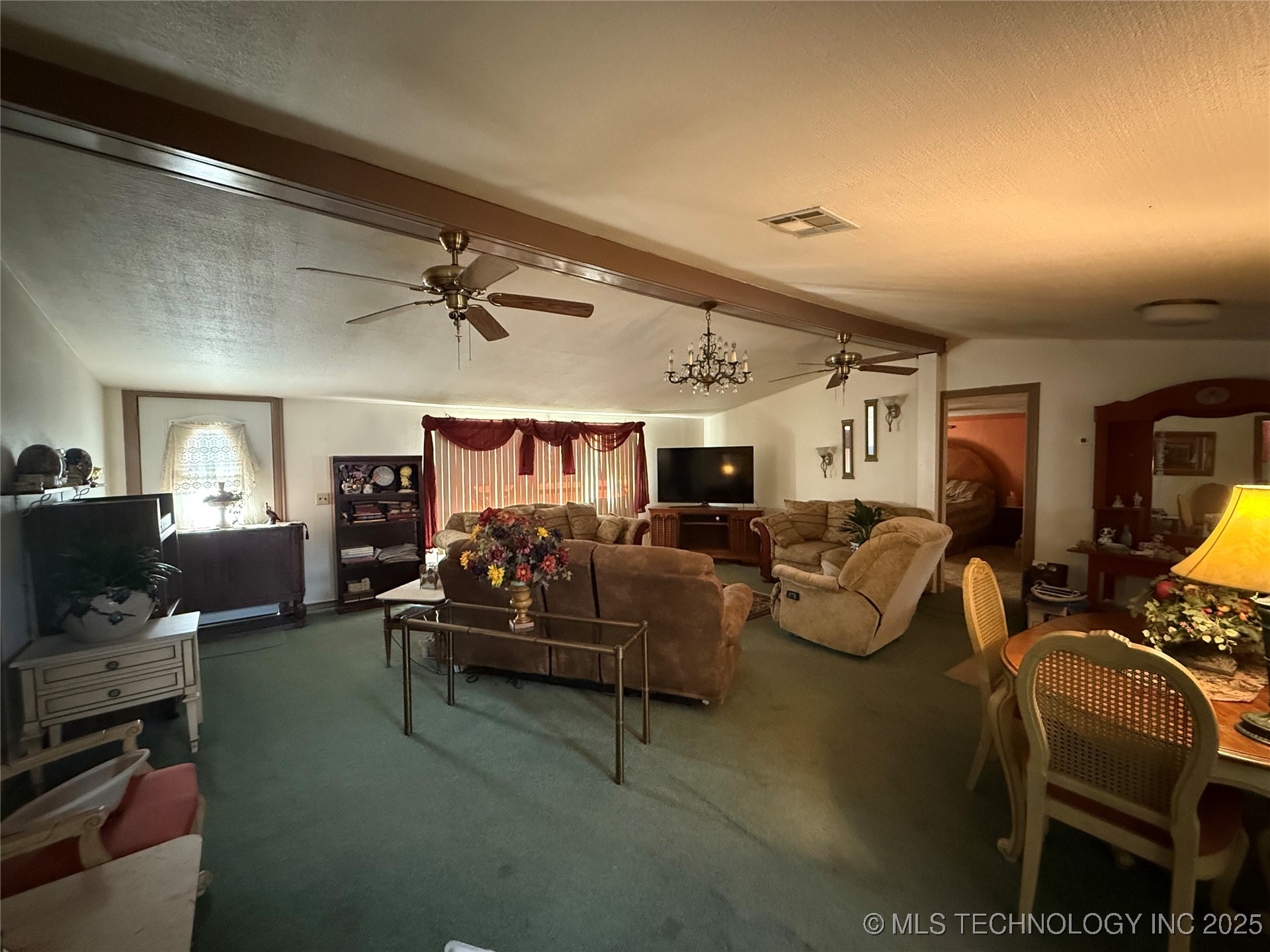 61 Berry Property Photo 4