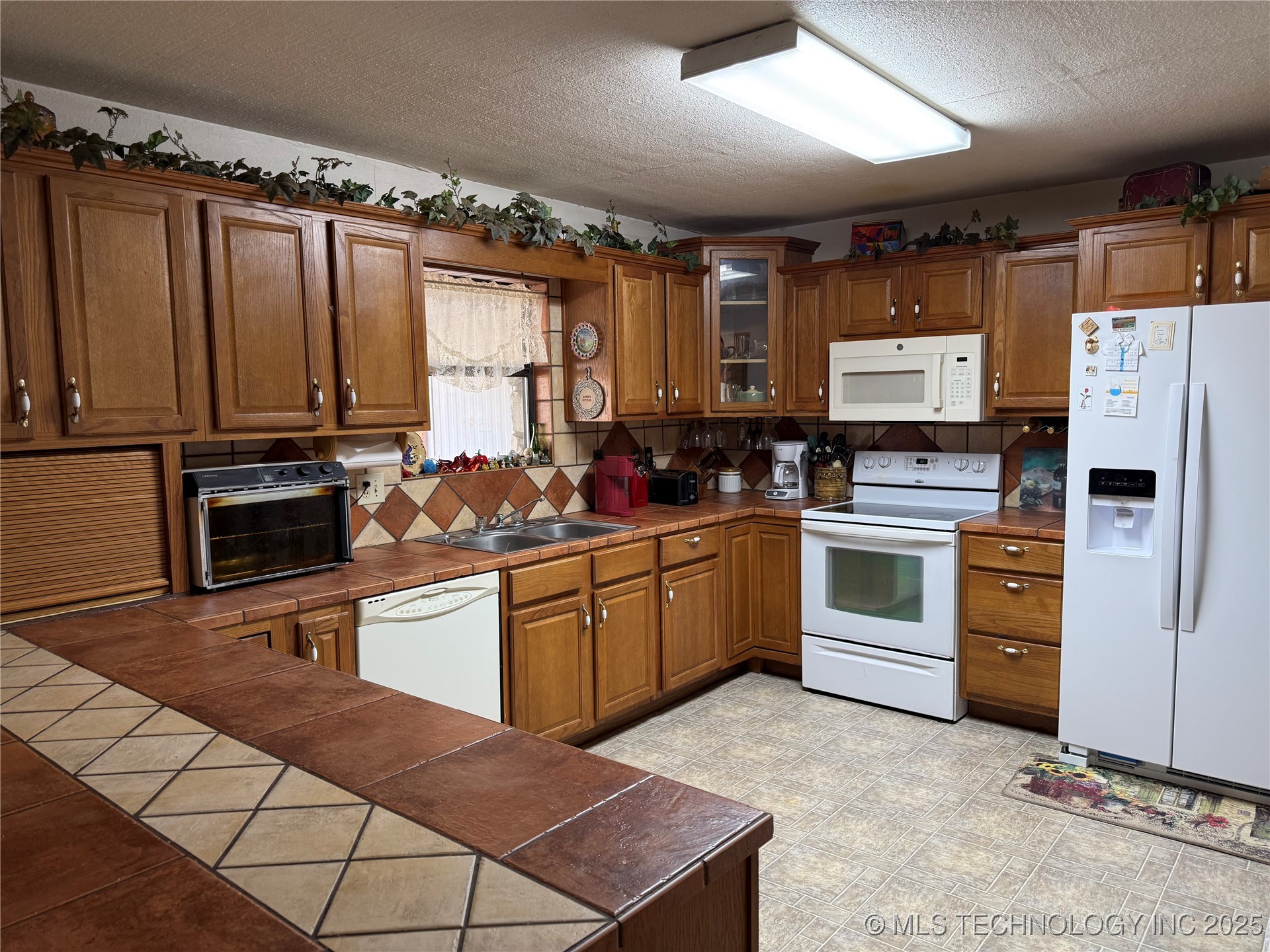 61 Berry Property Photo 5