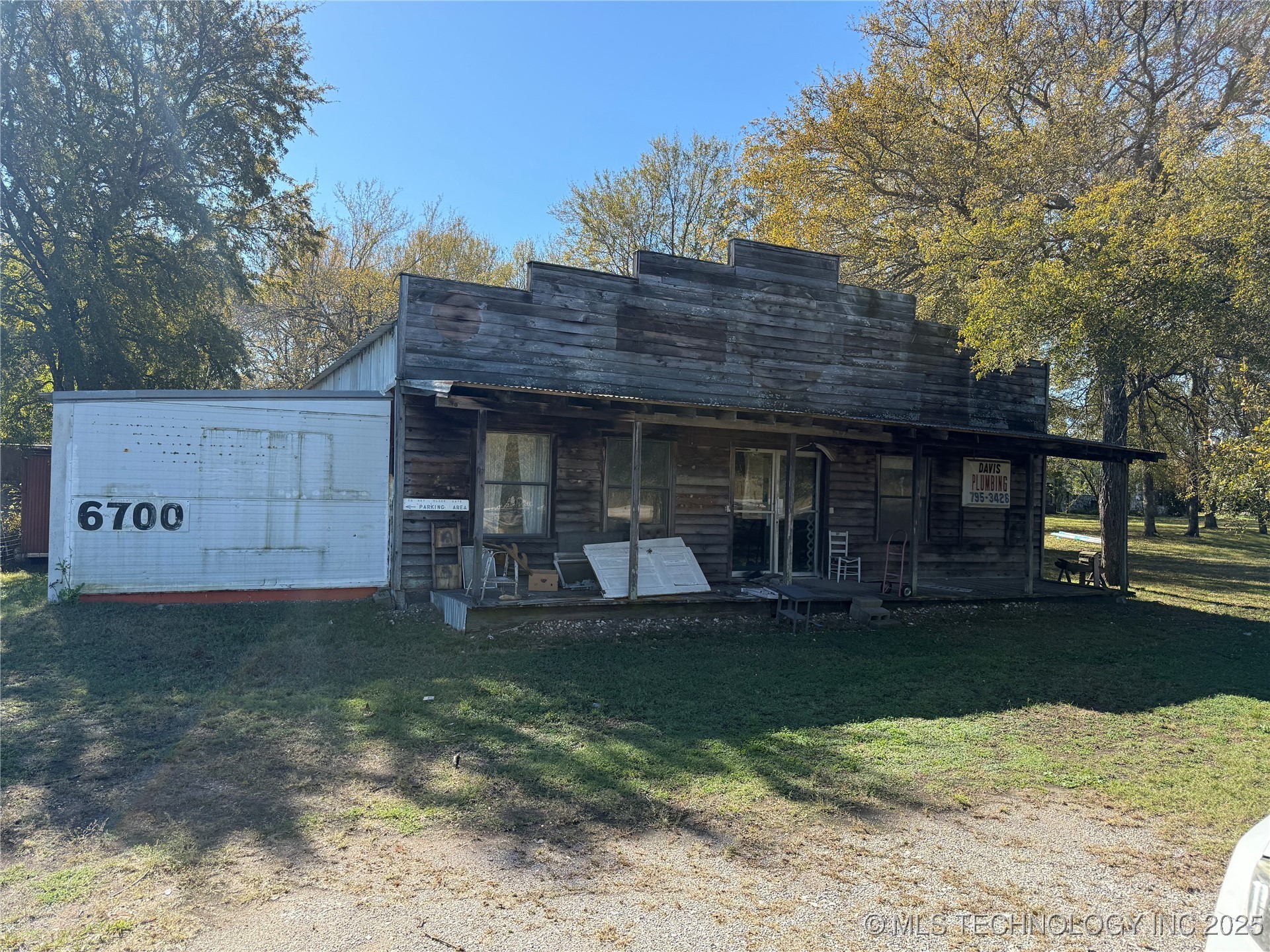 61 Berry Property Photo 12