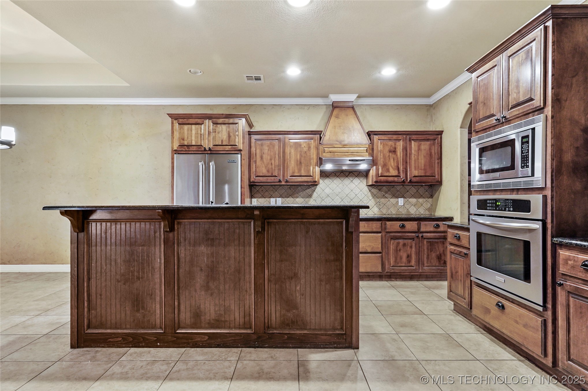 12006 S Oswego Avenue Property Photo 8