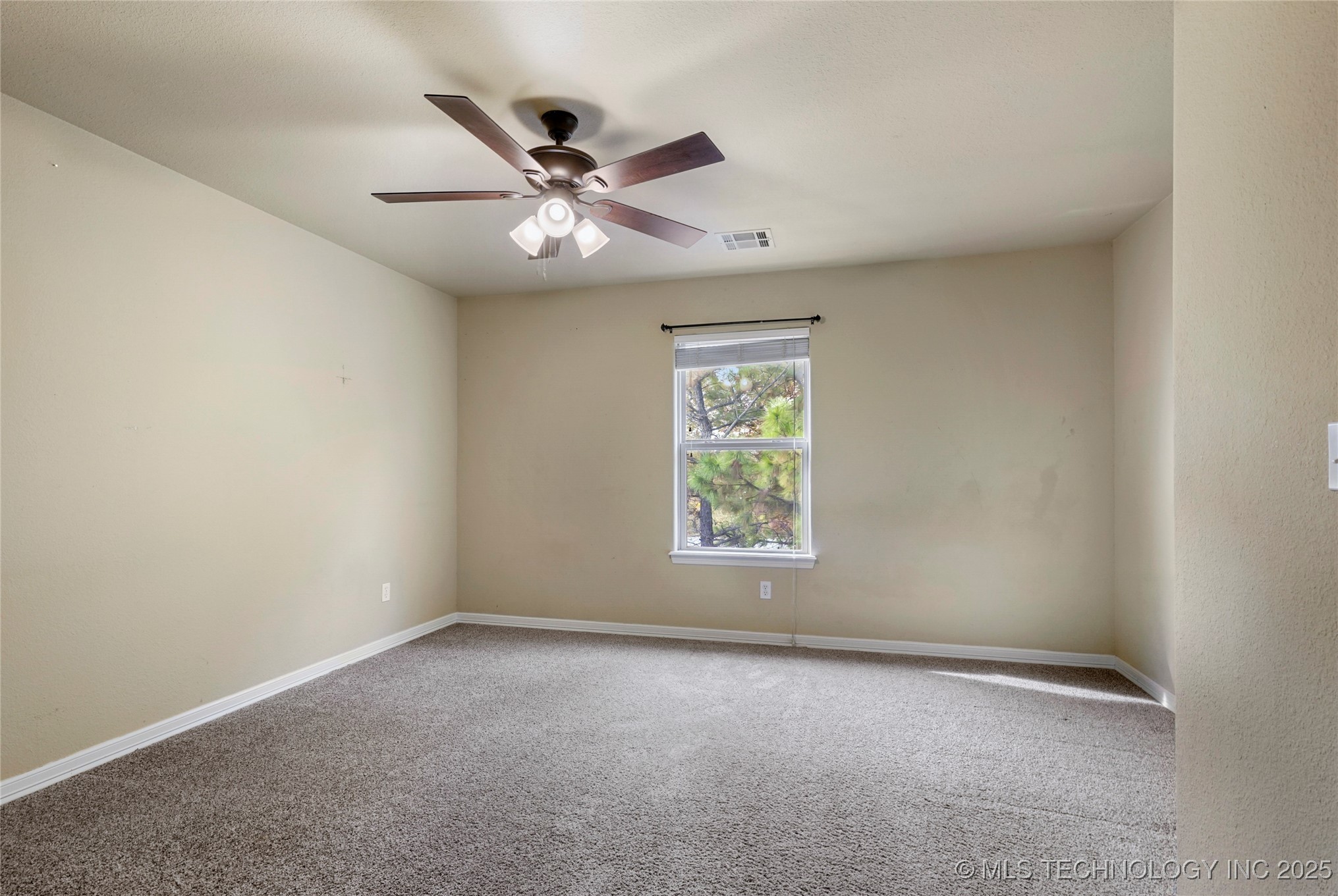 12006 S Oswego Avenue Property Photo 20