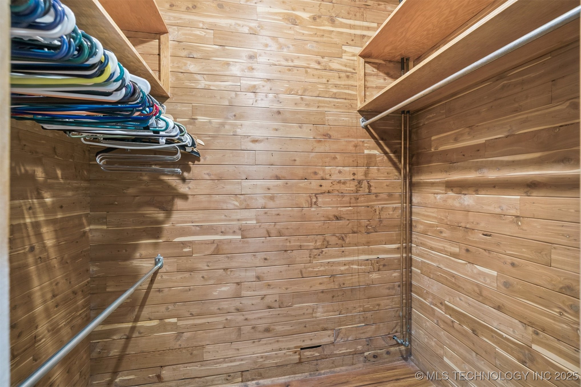 1107 E 8th Street Property Photo 30