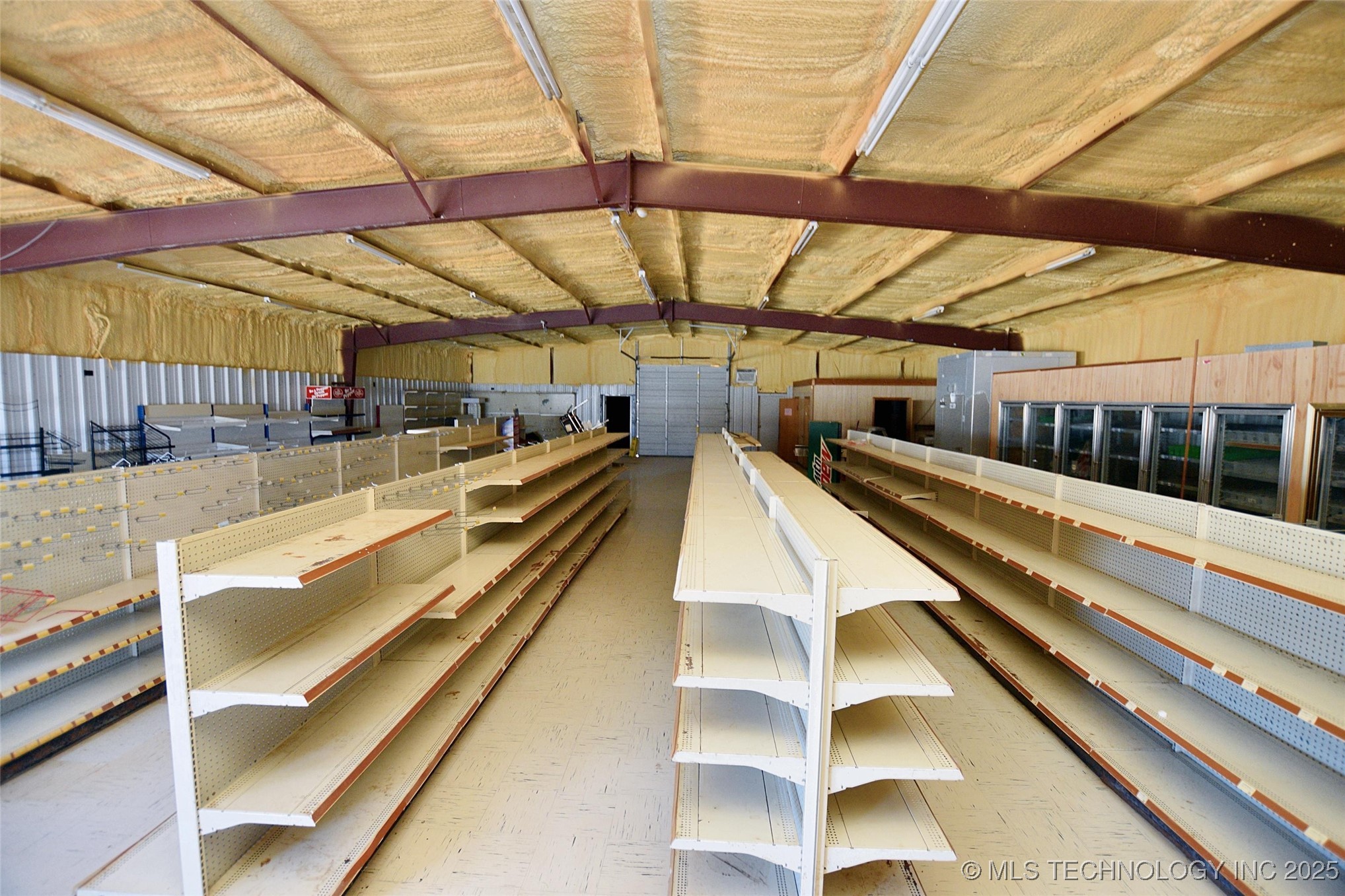 7015 Hwy 82 Property Photo 5