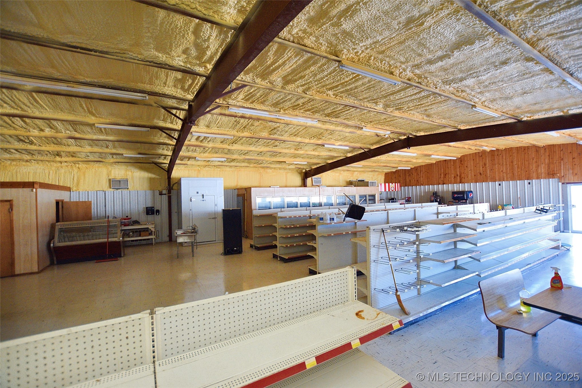 7015 Hwy 82 Property Photo 14