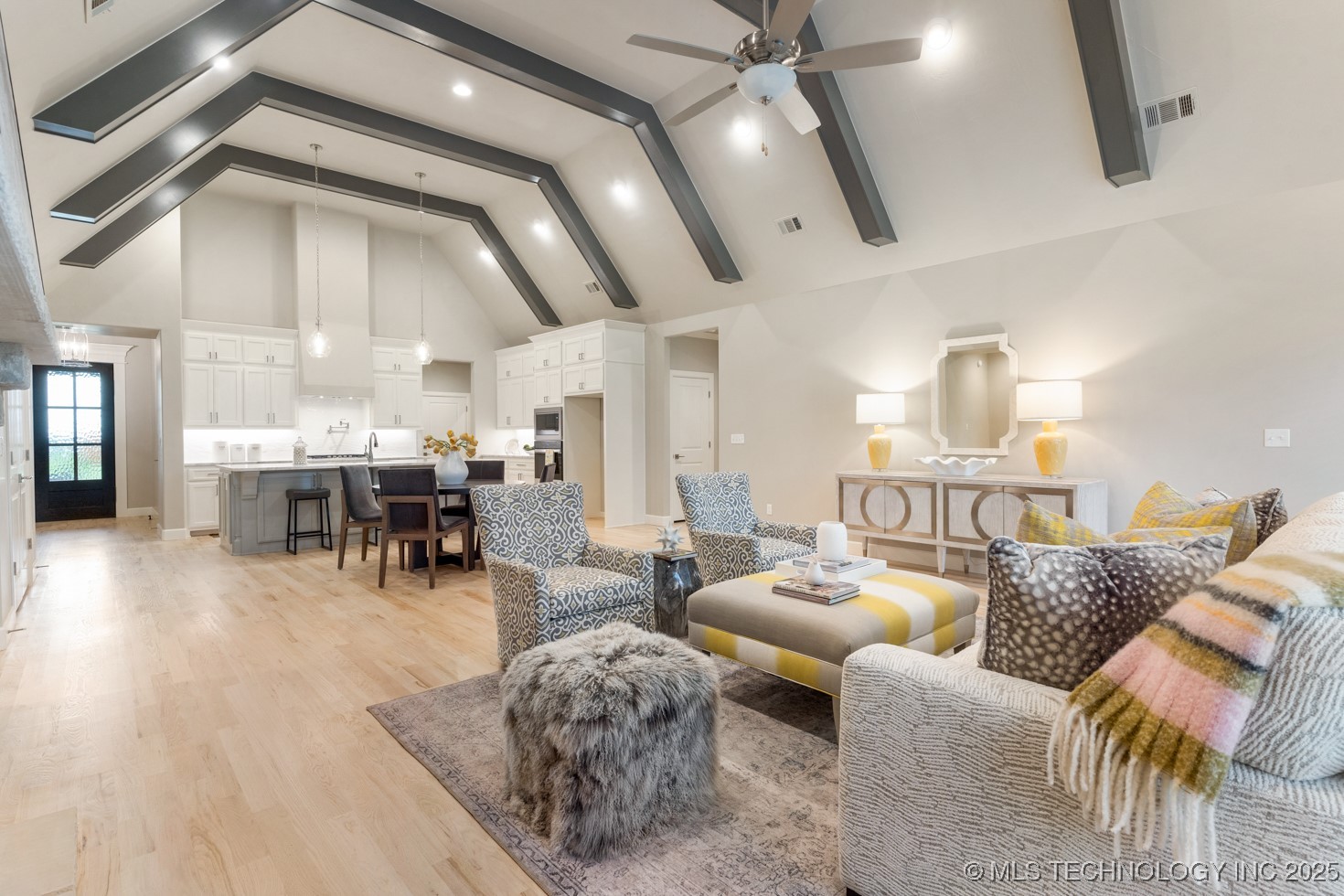 2708 W Van Buren Court Property Photo 16