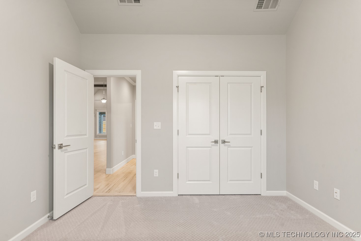 3925 S Elder Boulevard Property Photo 10