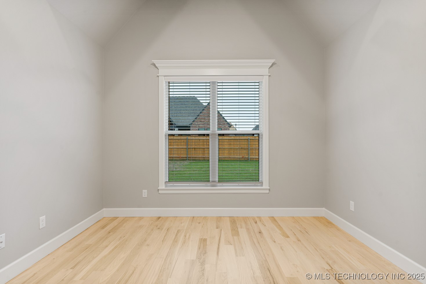 3925 S Elder Boulevard Property Photo 28