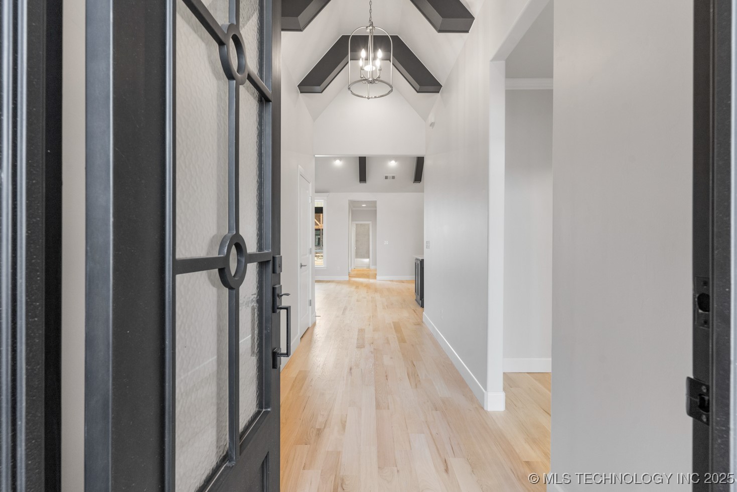 2707 W South Park Place Property Photo 2