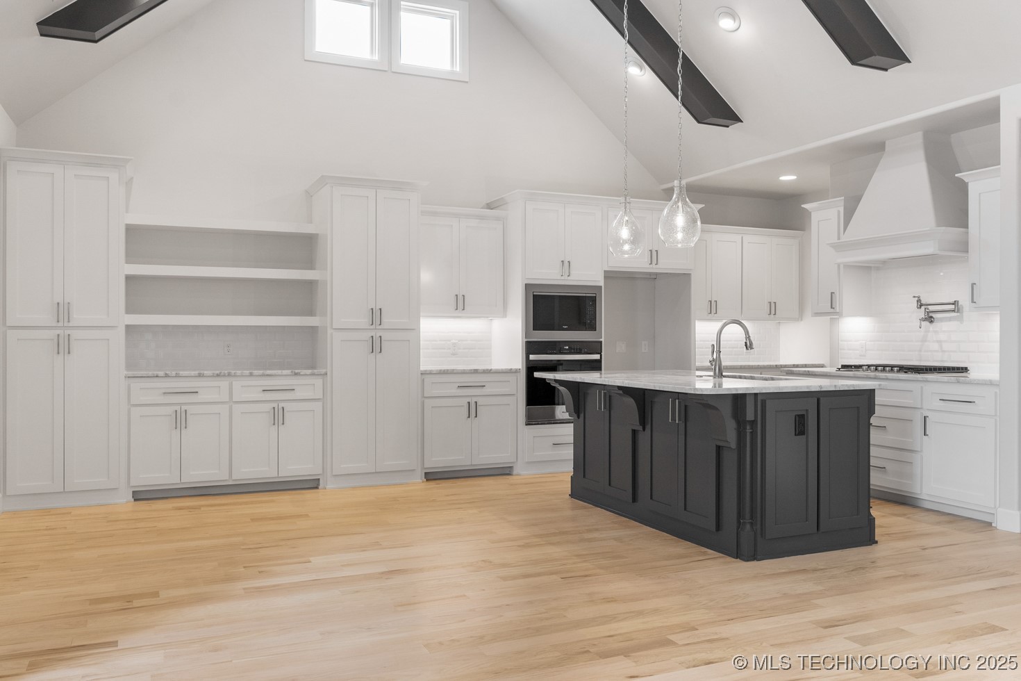 2707 W South Park Place Property Photo 12