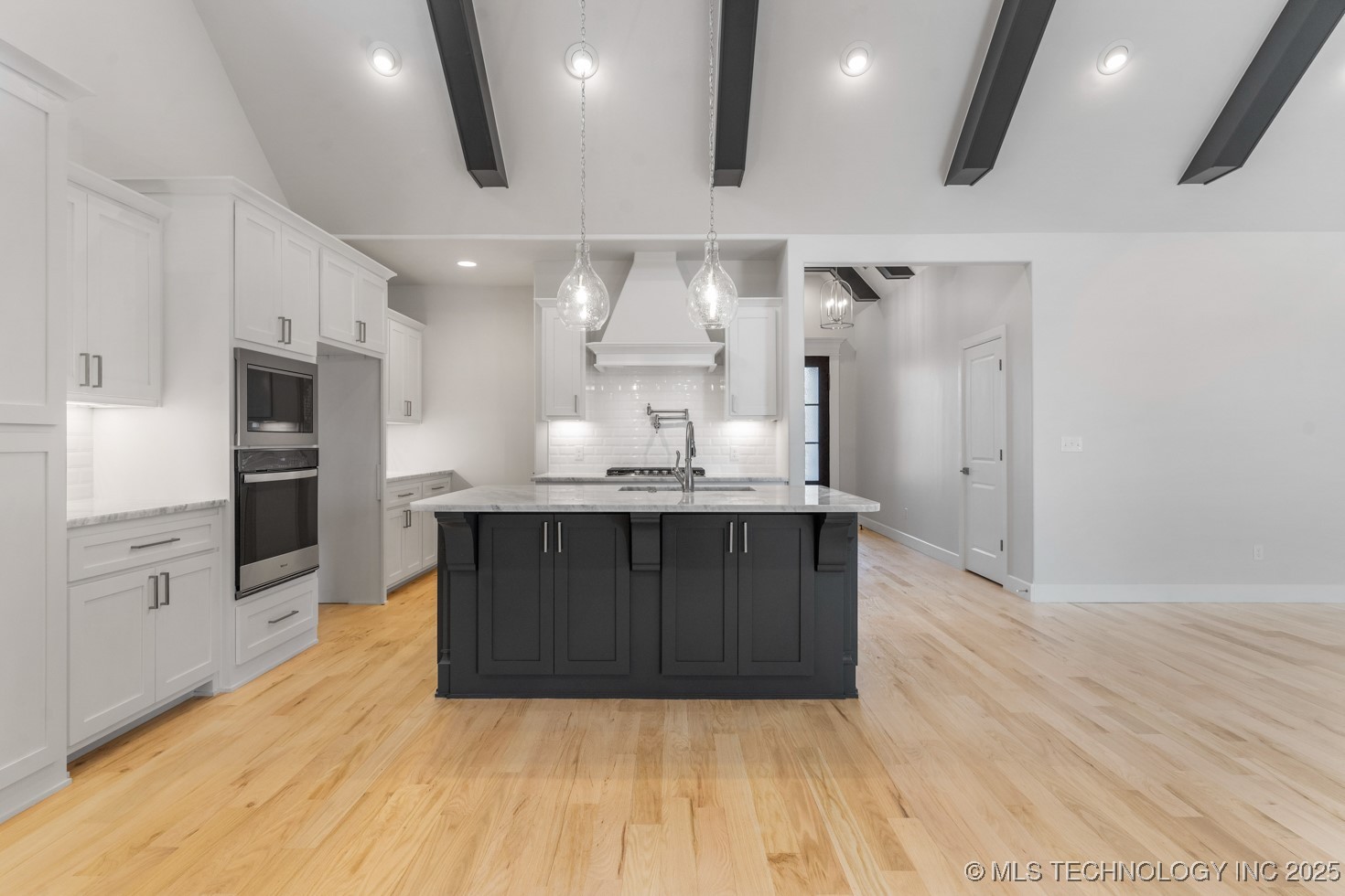 2707 W South Park Place Property Photo 13