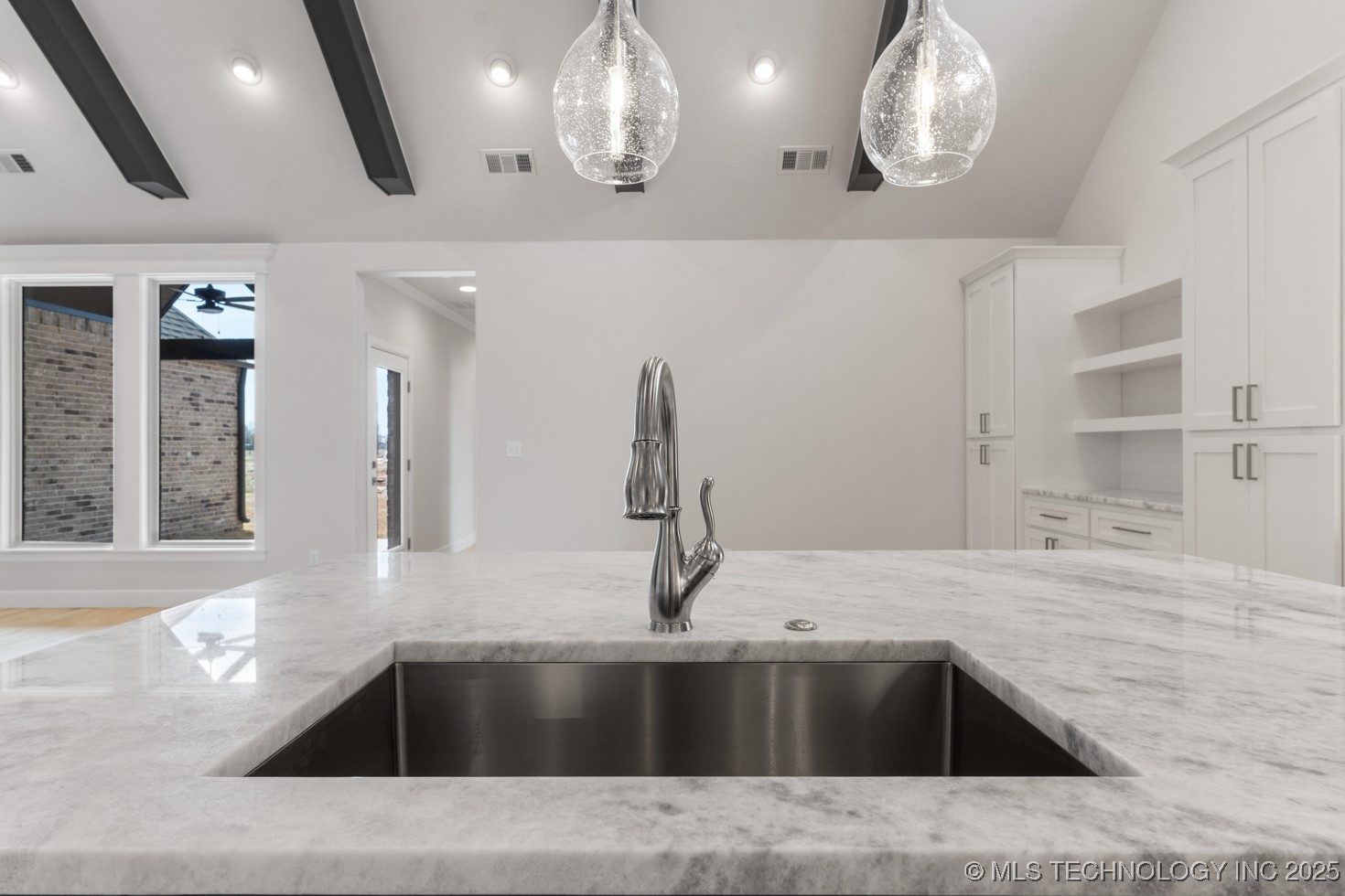 2707 W South Park Place Property Photo 17