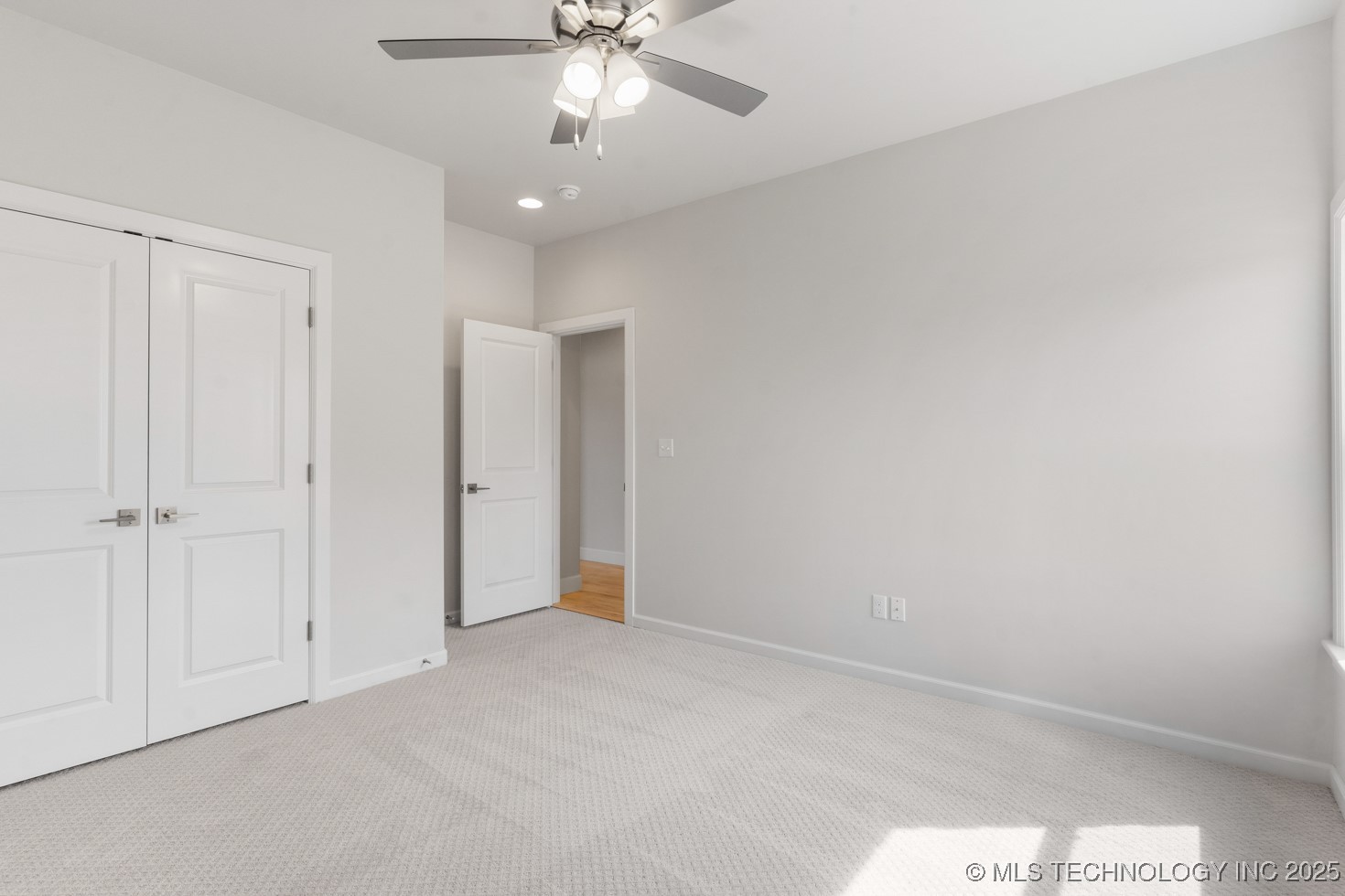 2707 W South Park Place Property Photo 36