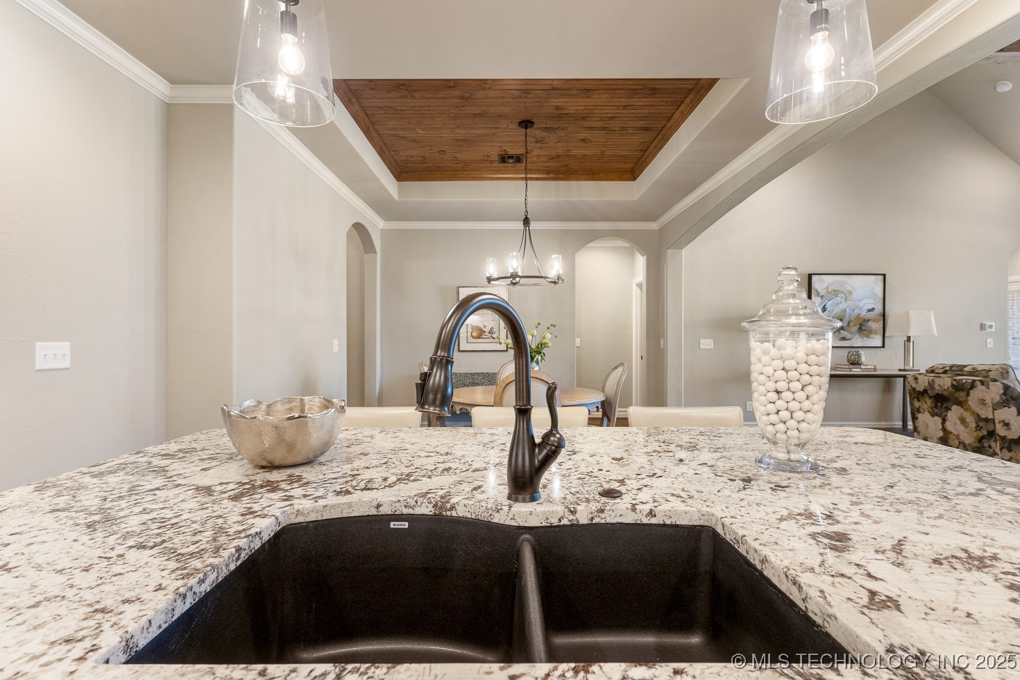 7916 N 145th East Court Property Photo 7