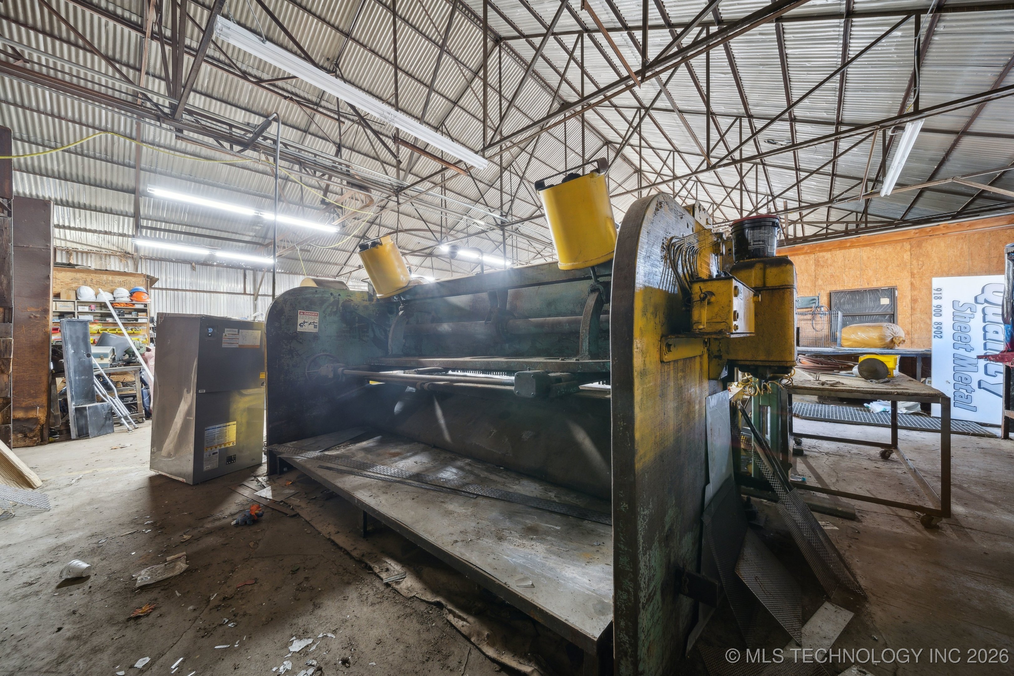 311 E 5th Street Property Photo 14