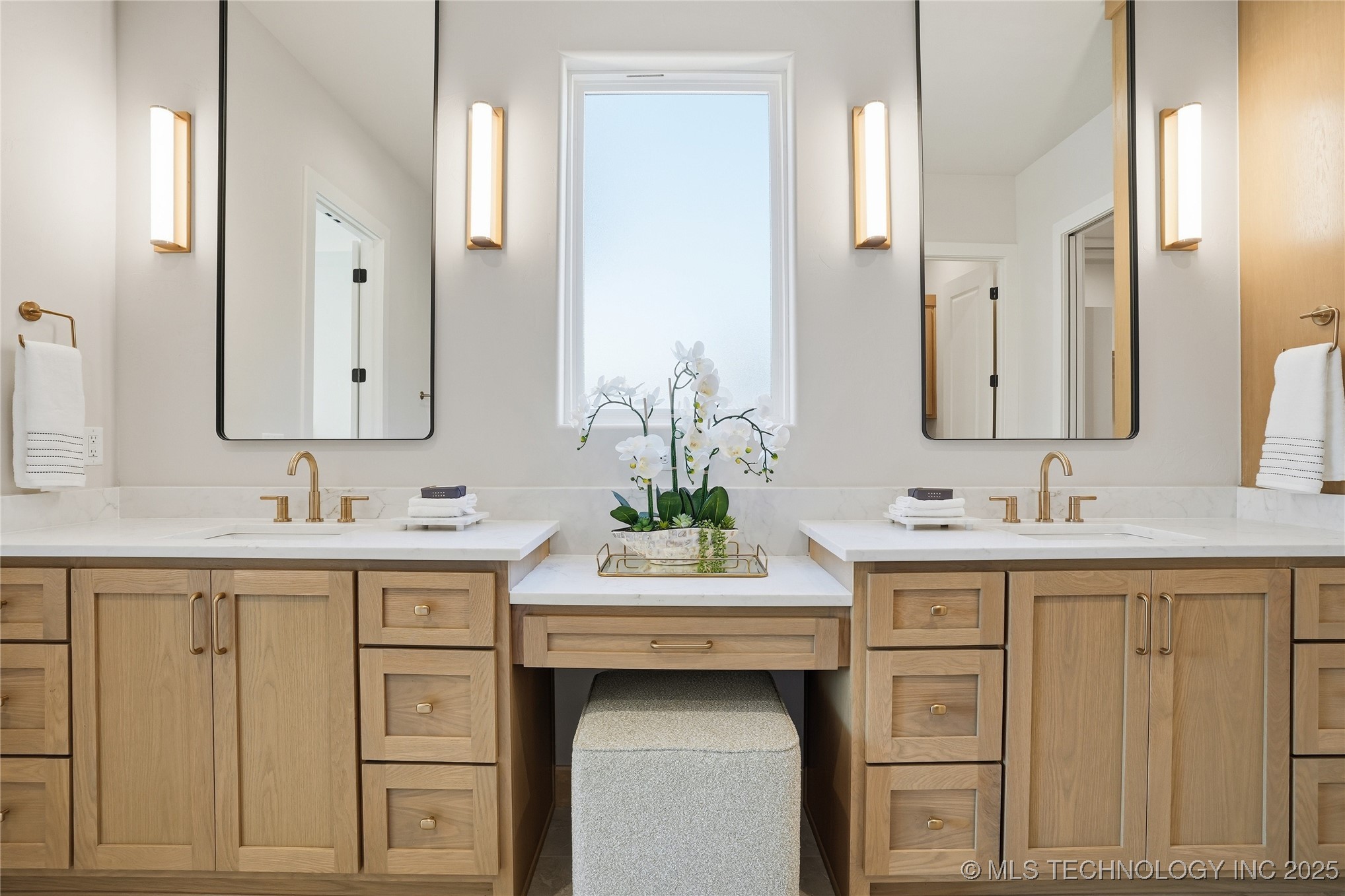 3116 E 26th Street Property Photo 24