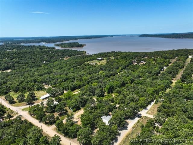 18 E Kangaroo Road Property Photo 5