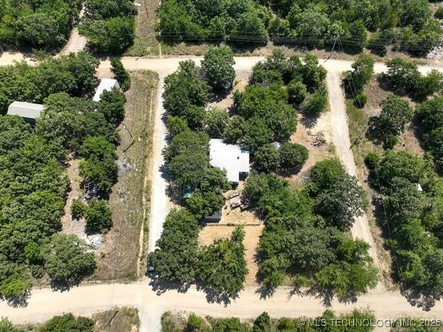 18 E Kangaroo Road Property Photo 7