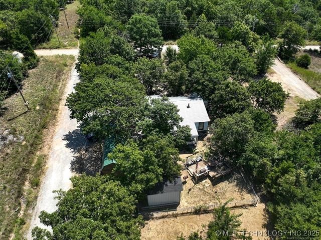 18 E Kangaroo Road Property Photo 9