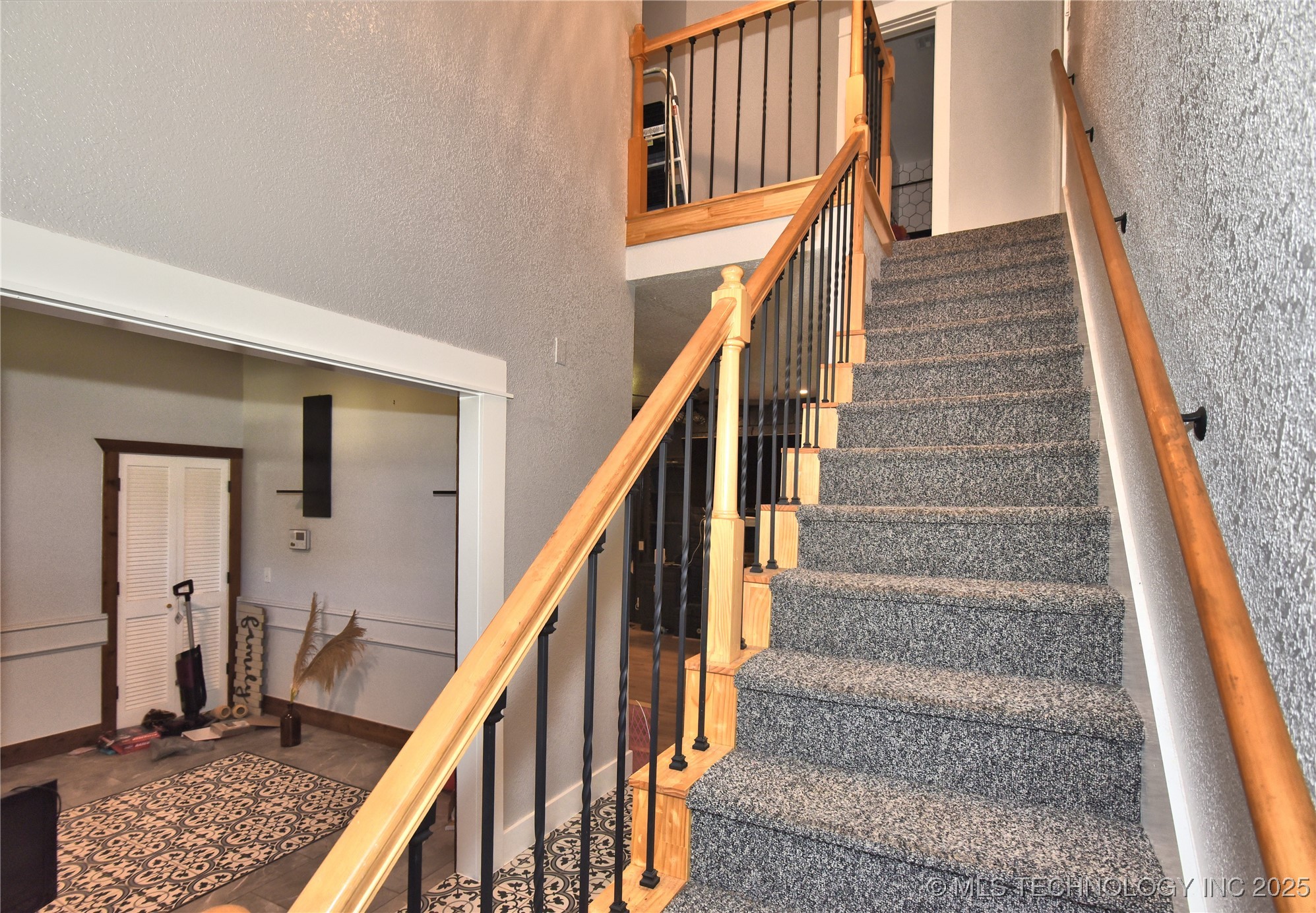 10628 E 100th Street Property Photo 2