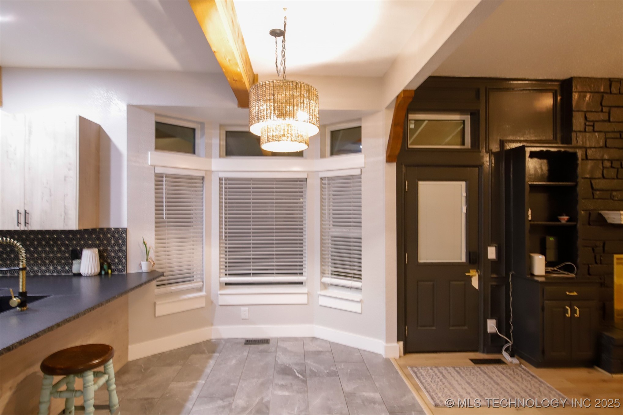 10628 E 100th Street Property Photo 8