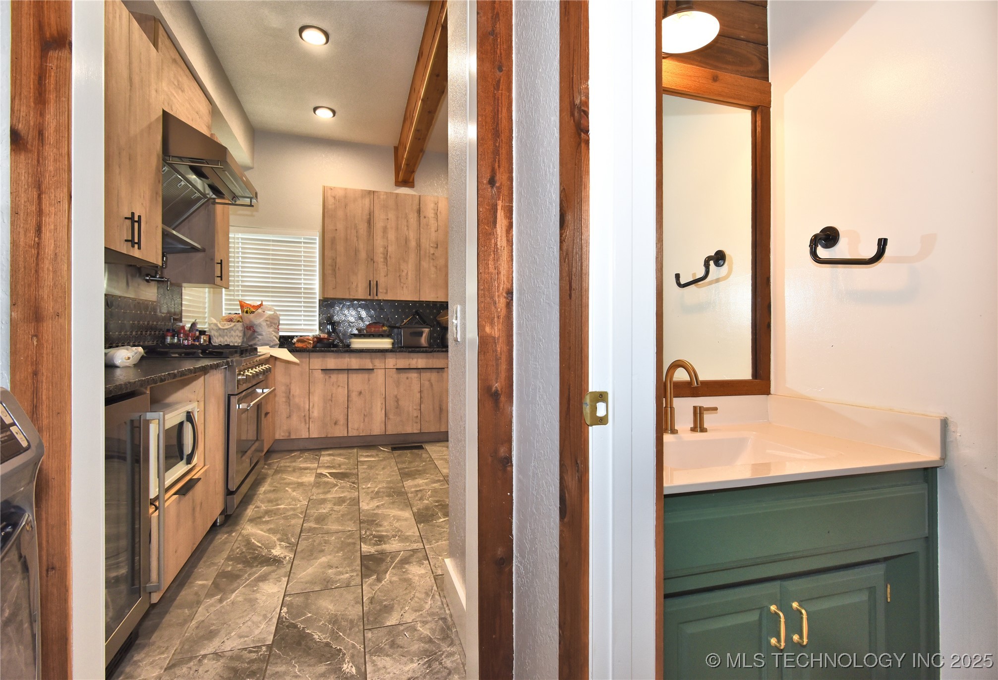 10628 E 100th Street Property Photo 19