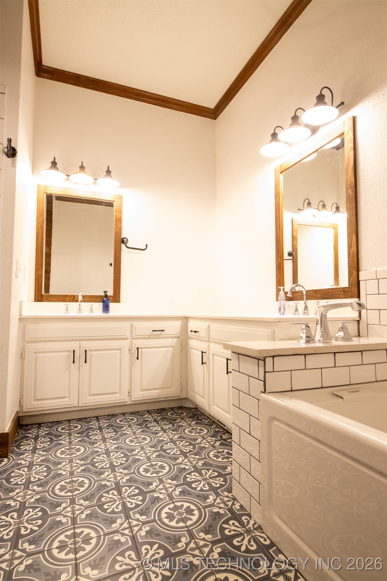 10628 E 100th Street Property Photo 27